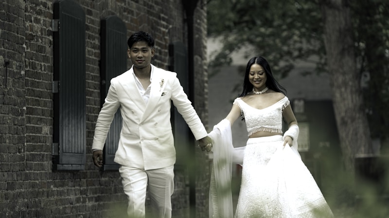 Newlywed walk Kaohsiung