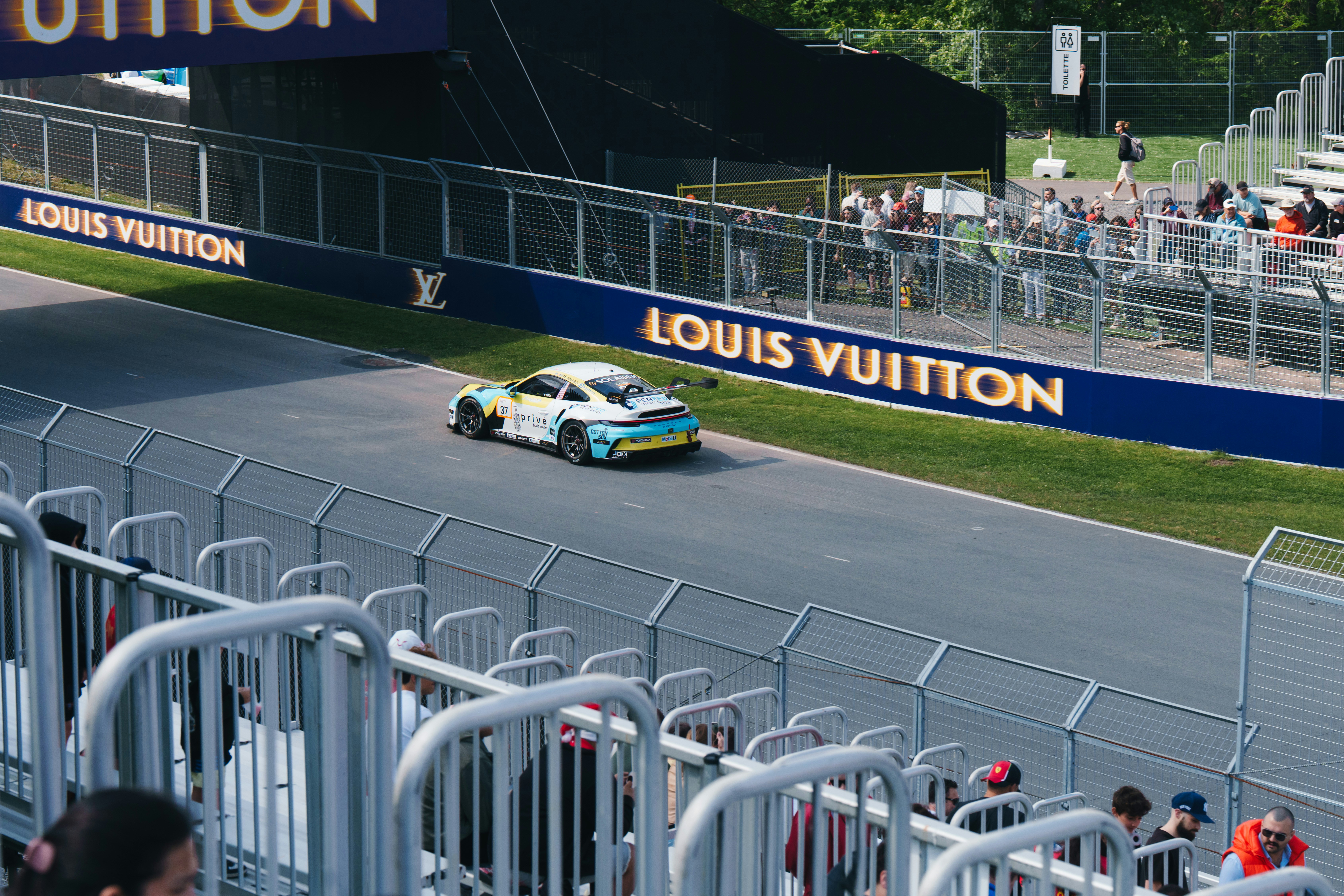 Photo by user90807060