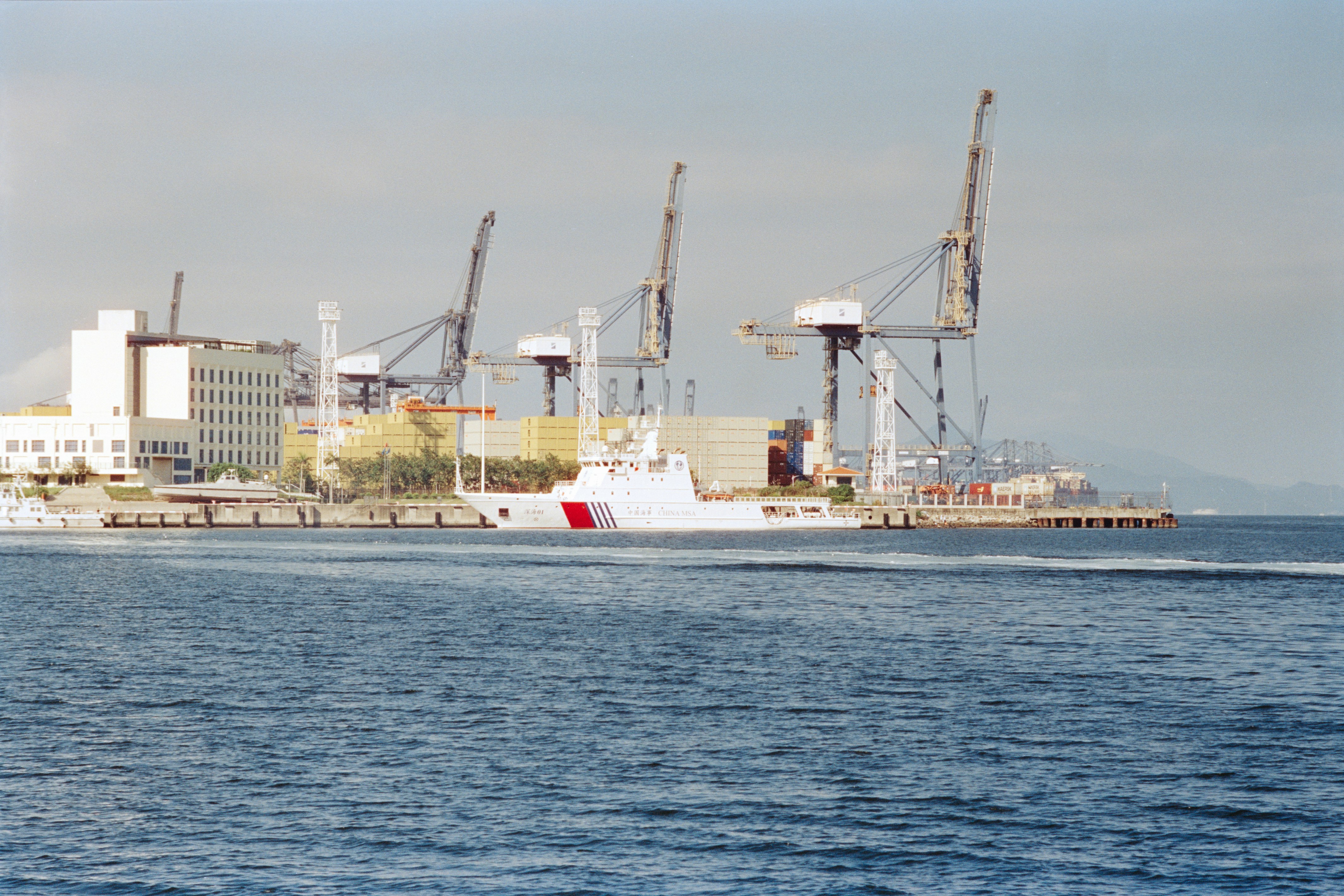 Photo by zhenyao_photo