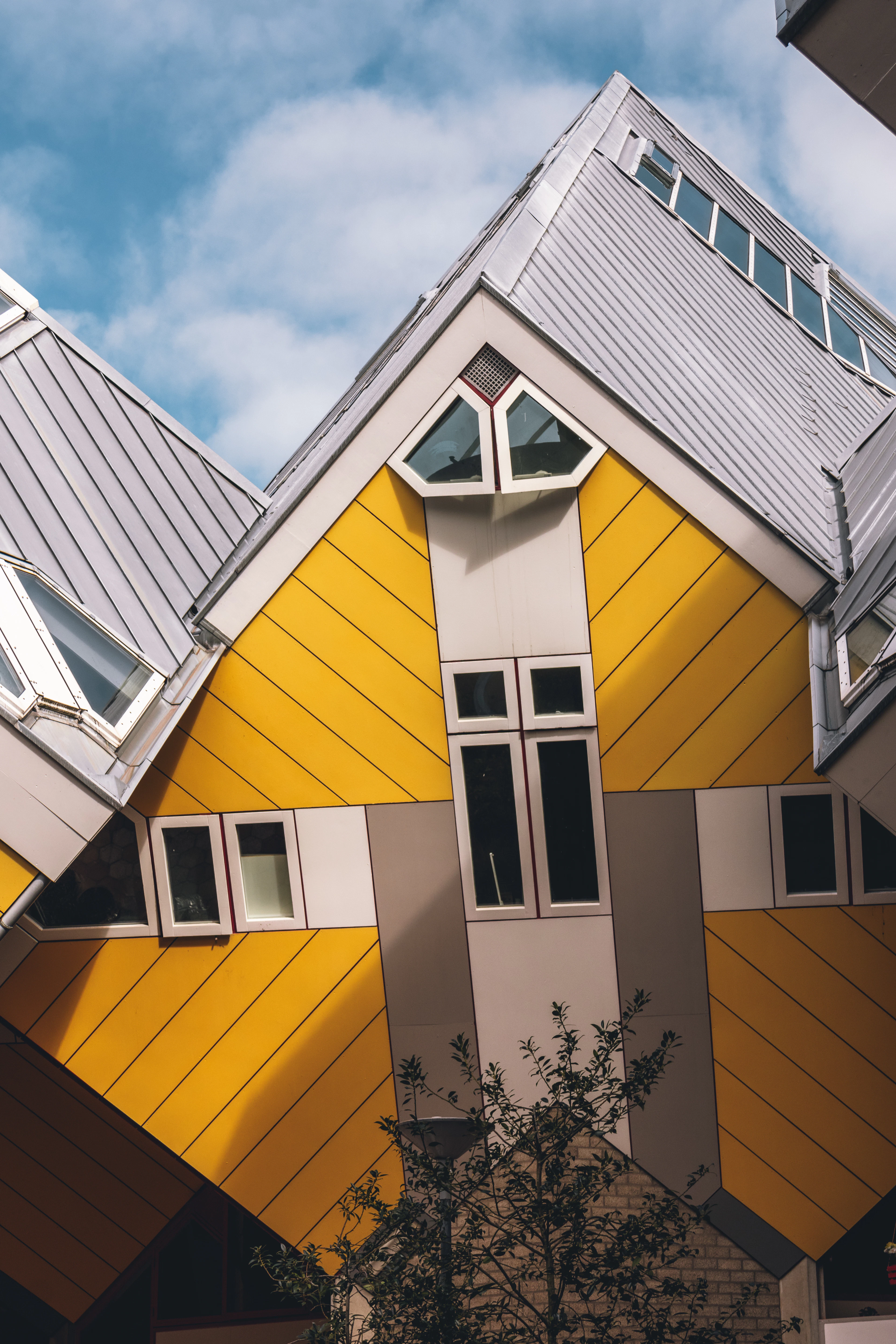 The tilted yellow Cube Houses (Kubuswoningen) in Rotterdam