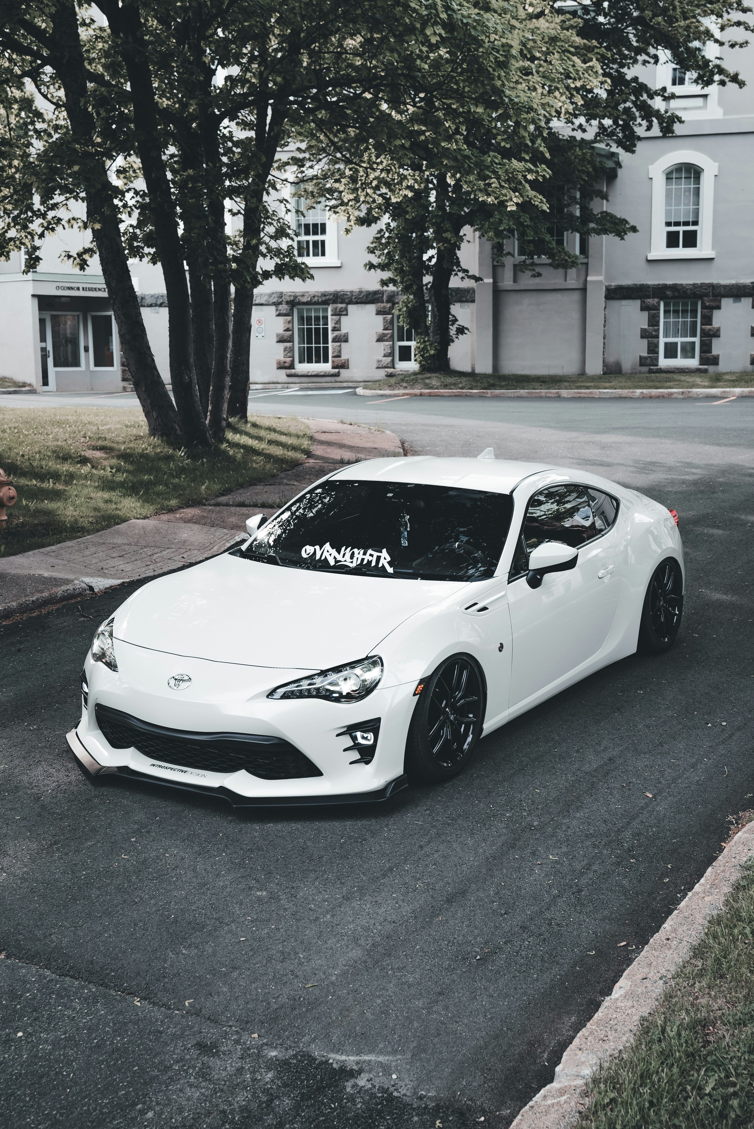 Photo by introspectivedsgn