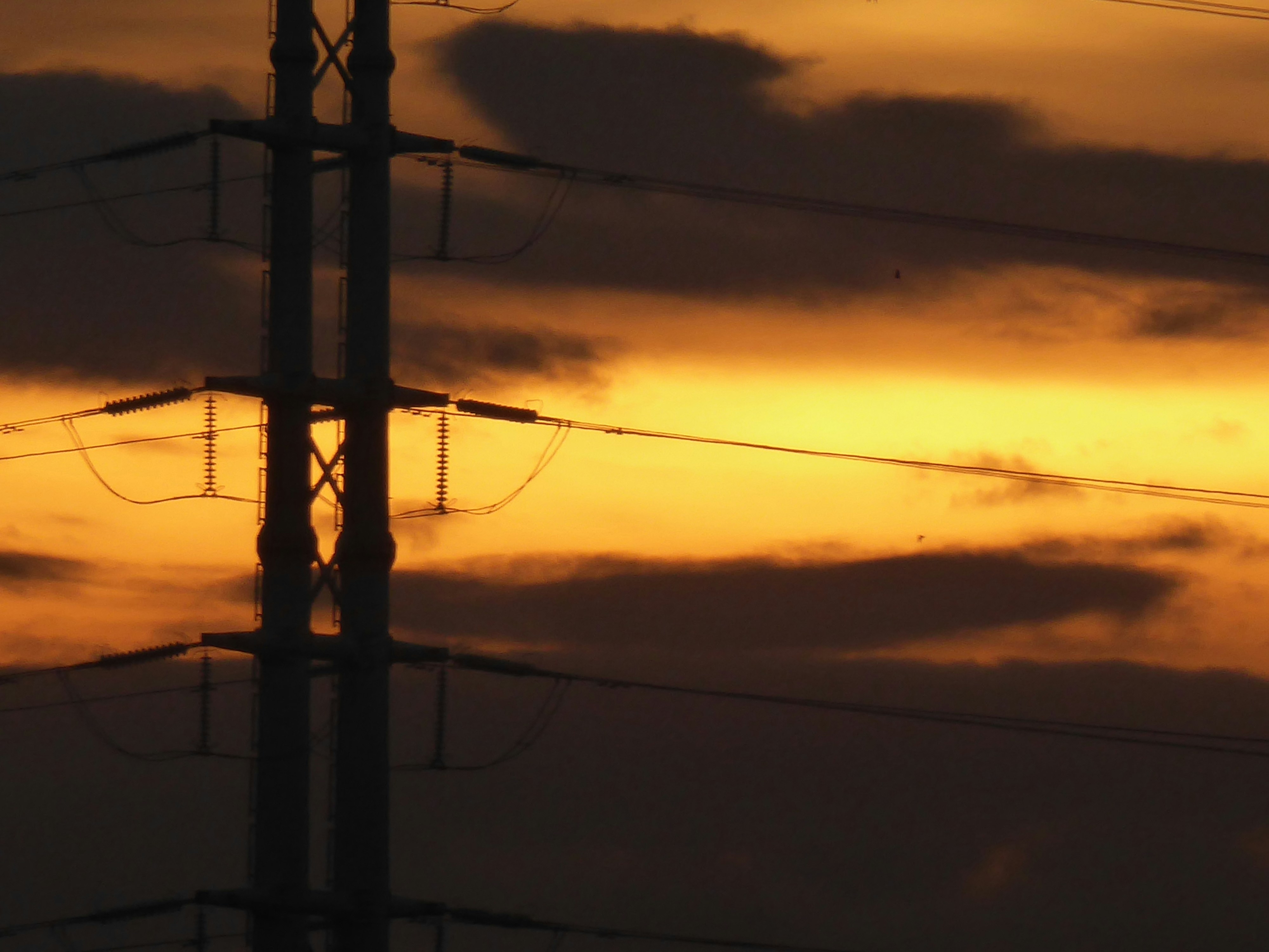 İzmir’de Planlı Elektrik Kesintisi Programı Açıklandı - Gündem haberi görseli