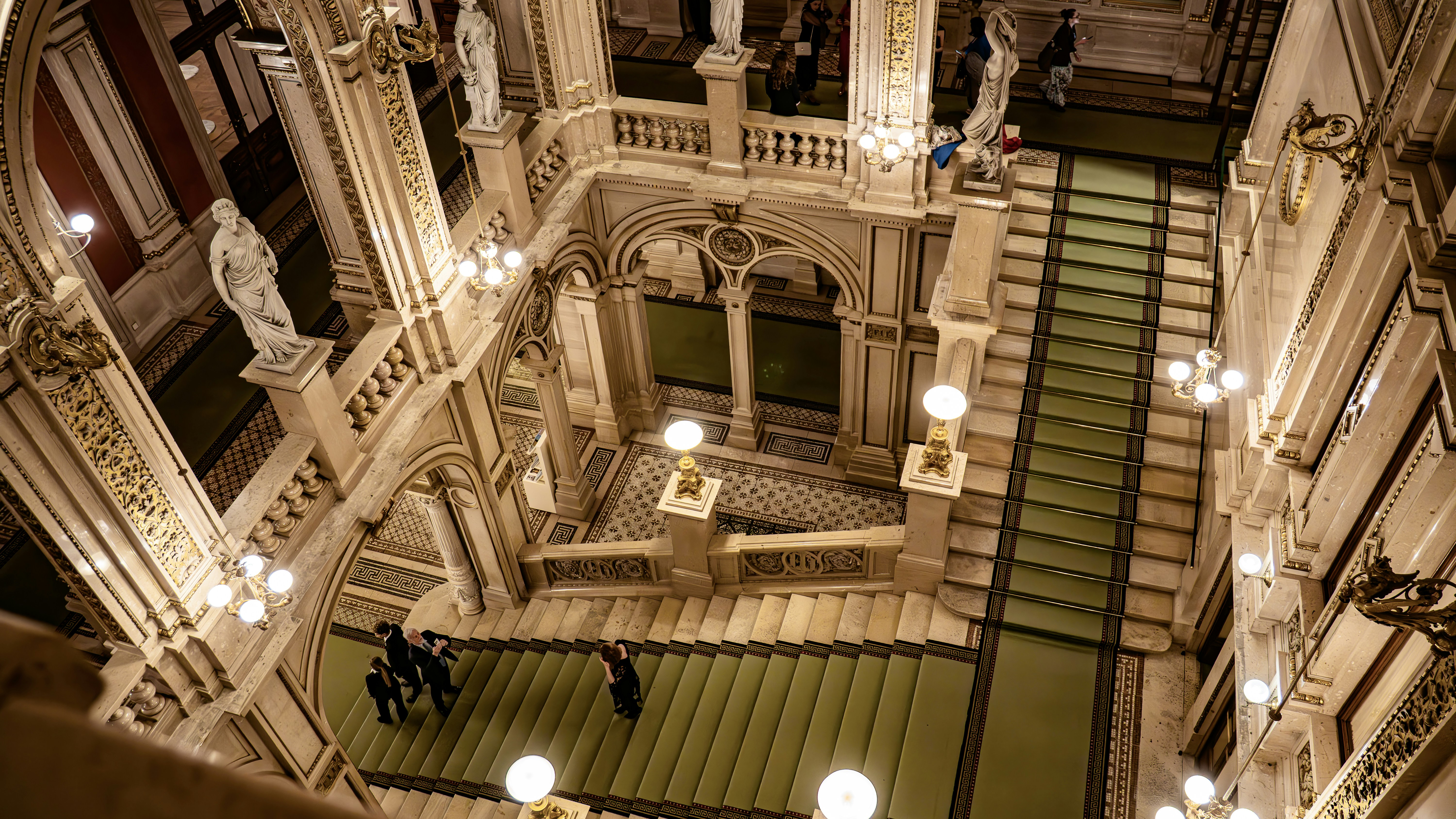 Grand Staircase of Opera Garnier - Opera Garnier visit