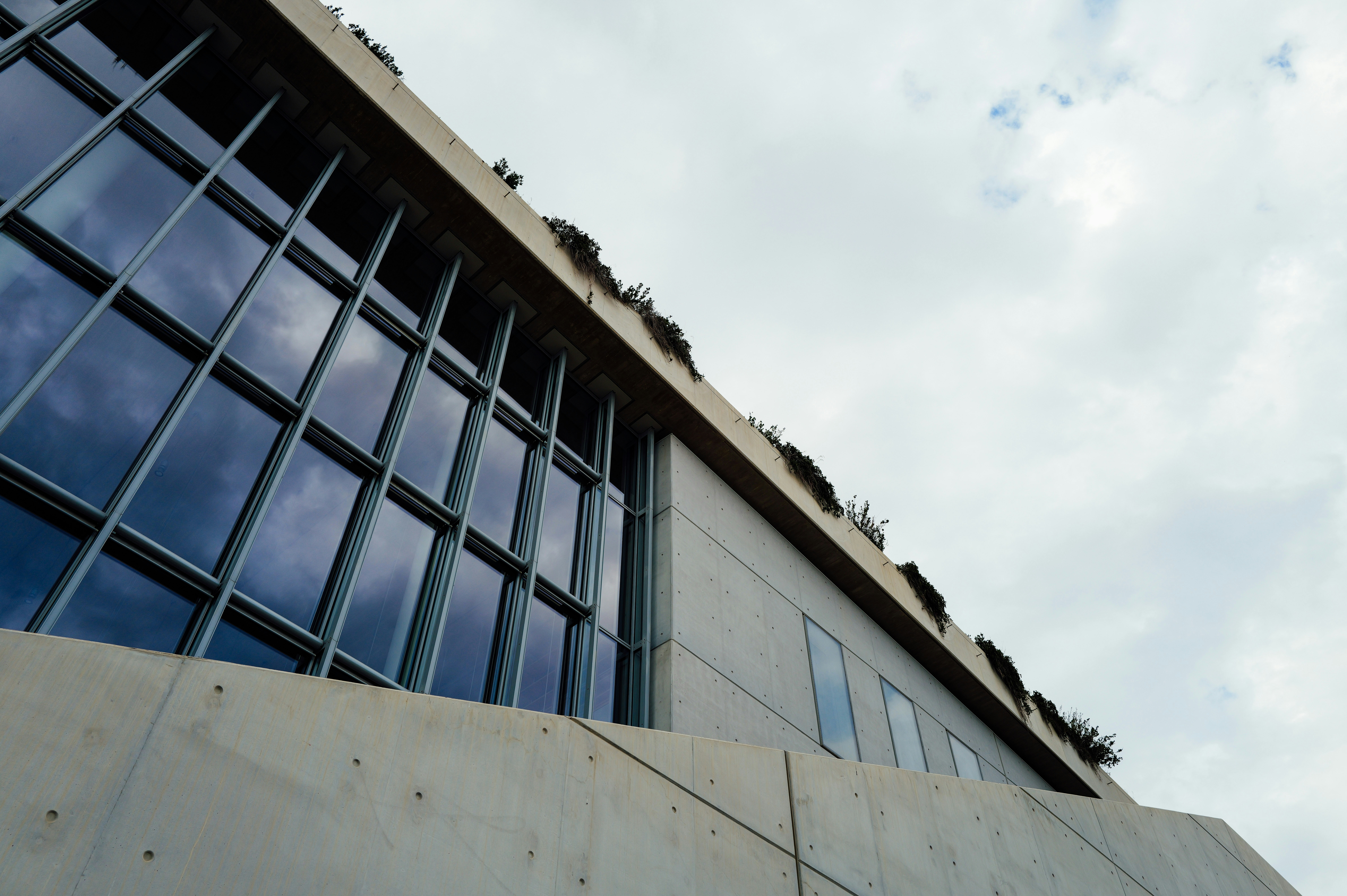 Photo by adrienolichon