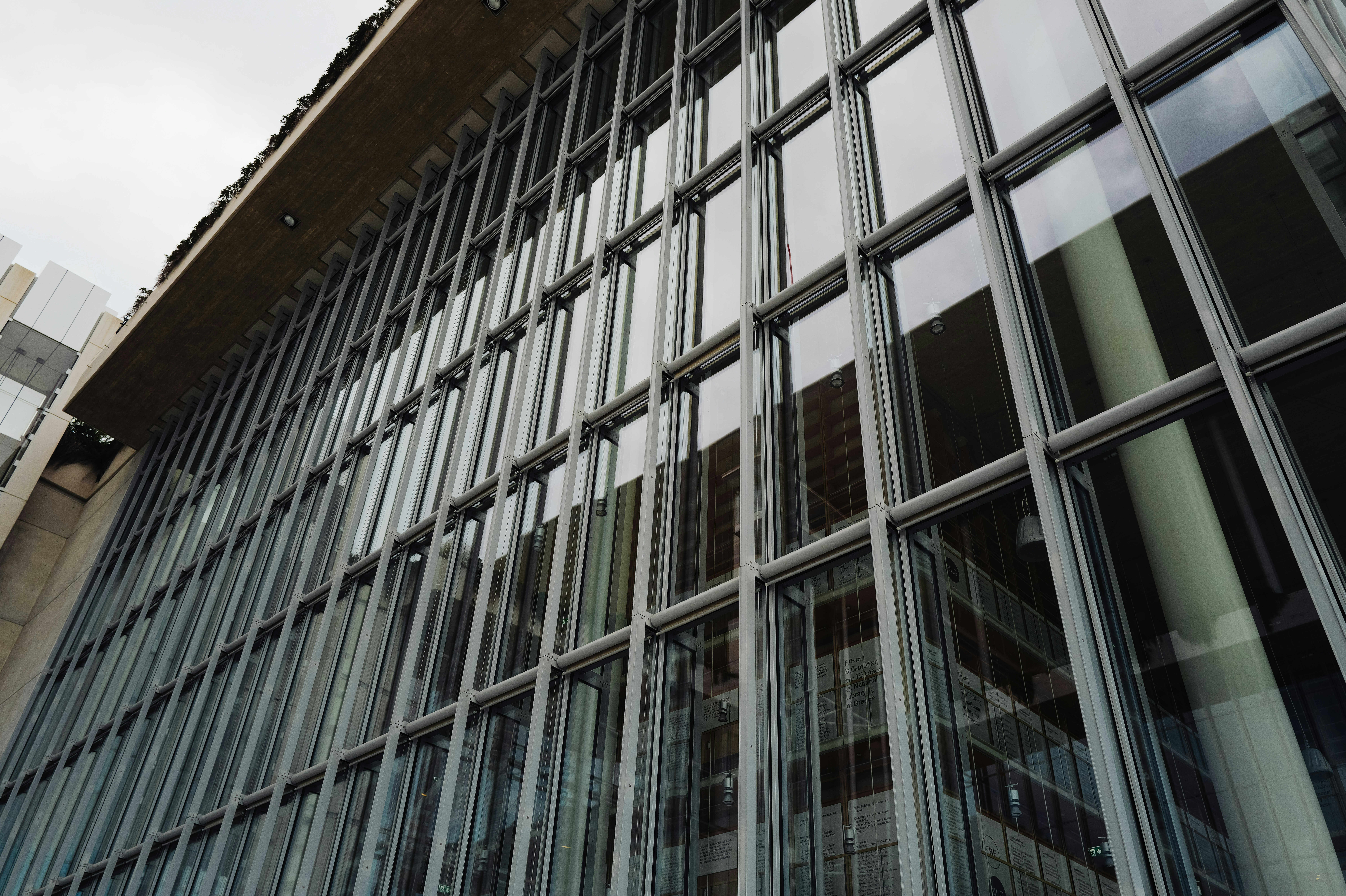 Photo by adrienolichon