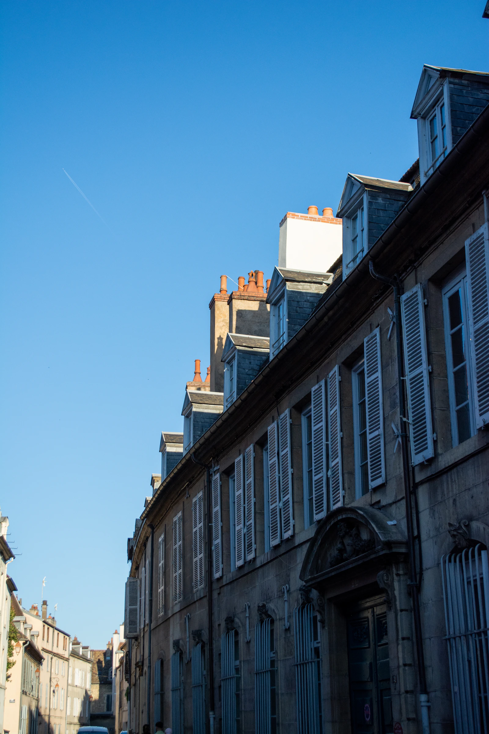 T2 ancien de caractère en centre historique de Dijon — déficit foncier