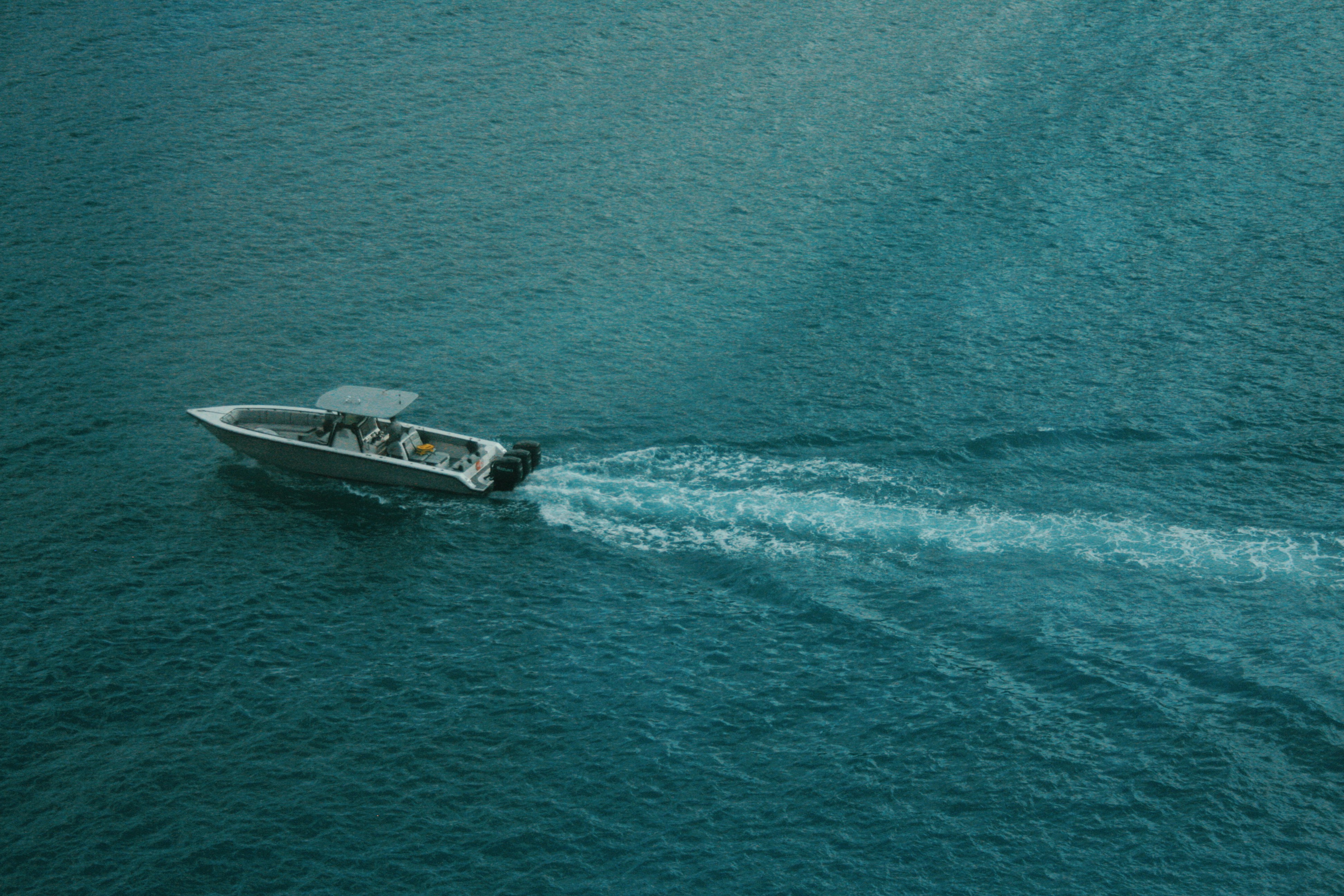 powerful boat cruising - Fuel injector cleaning service