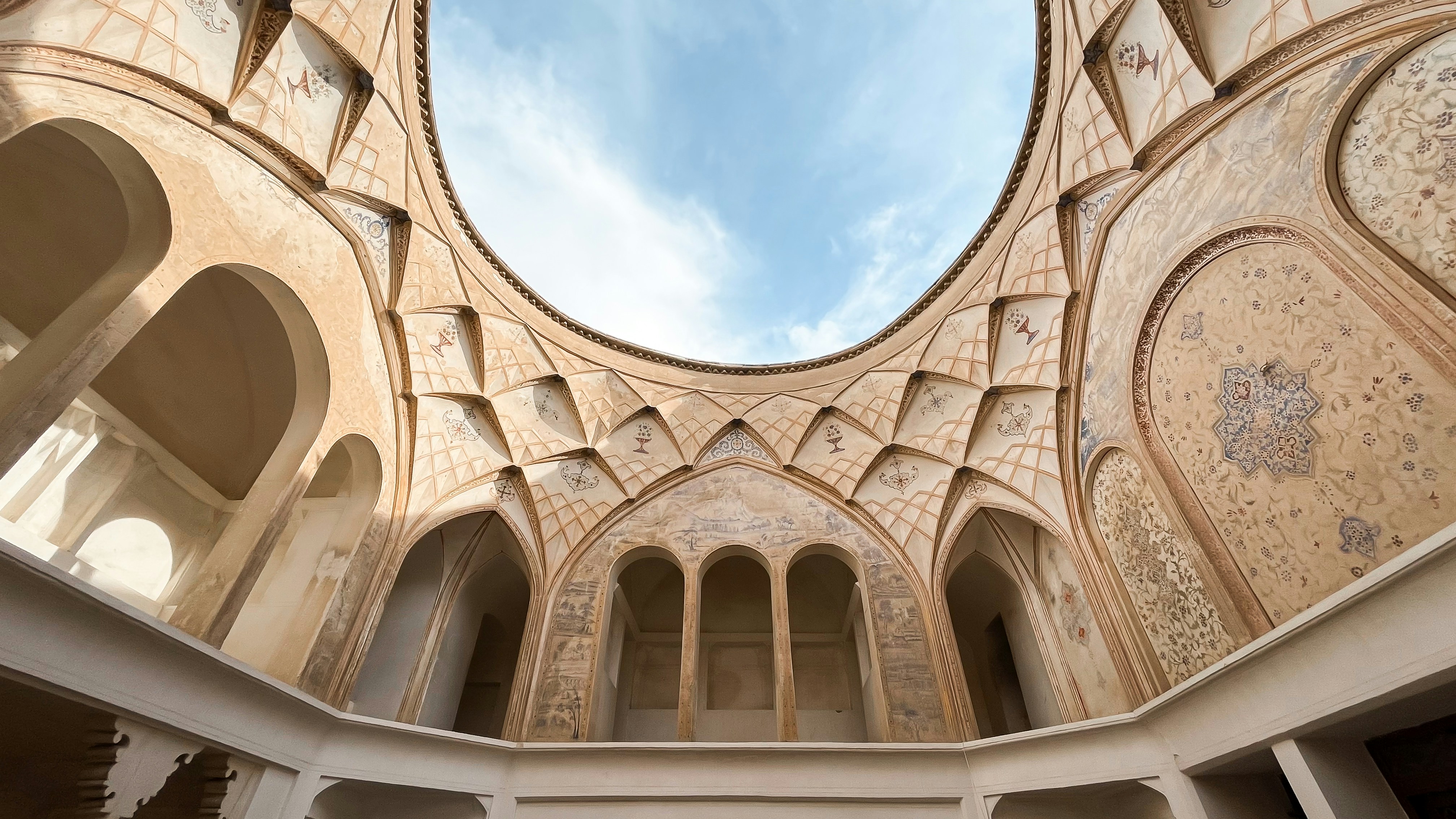 Photo by mahdinaseri