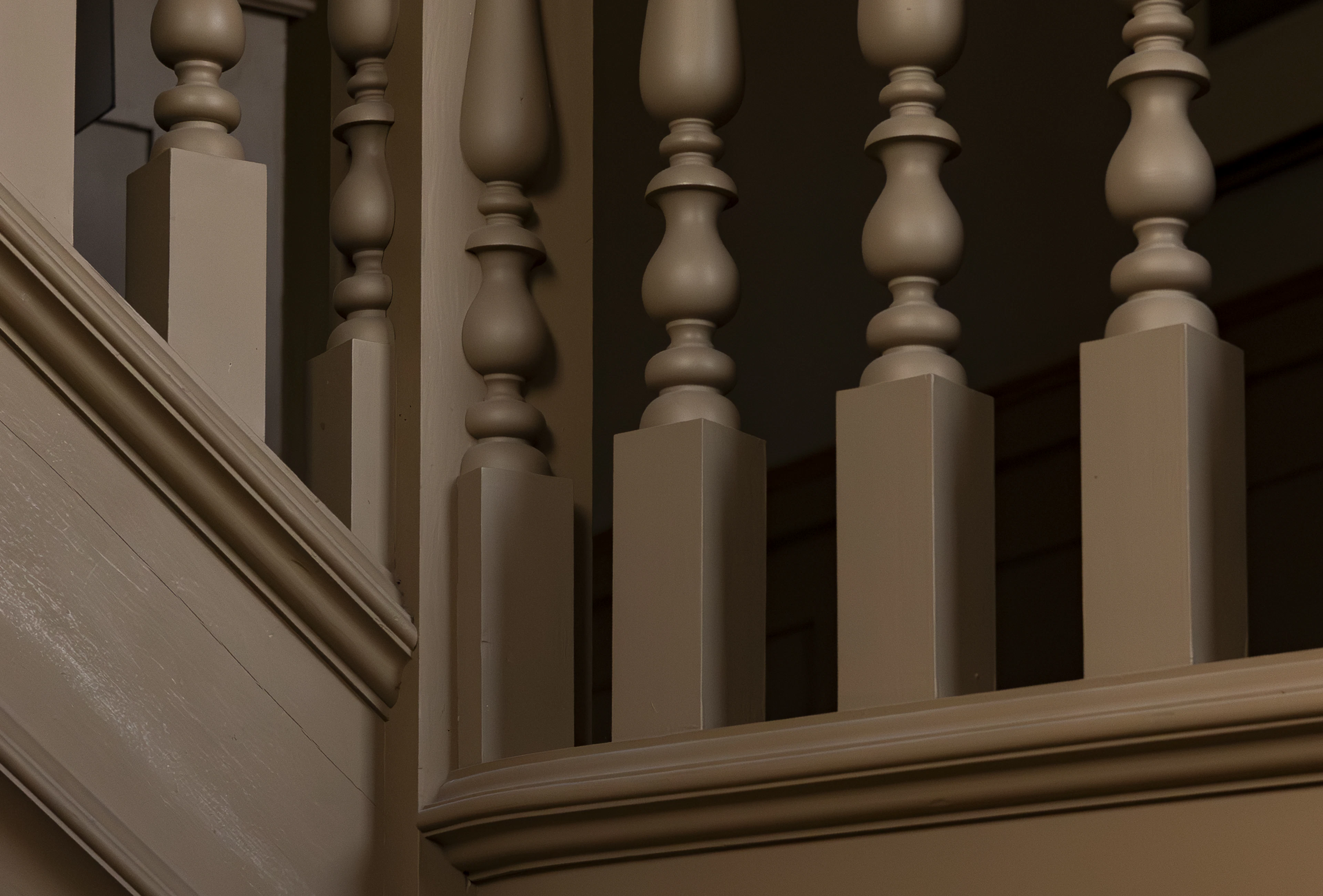 Stair banister with balusters