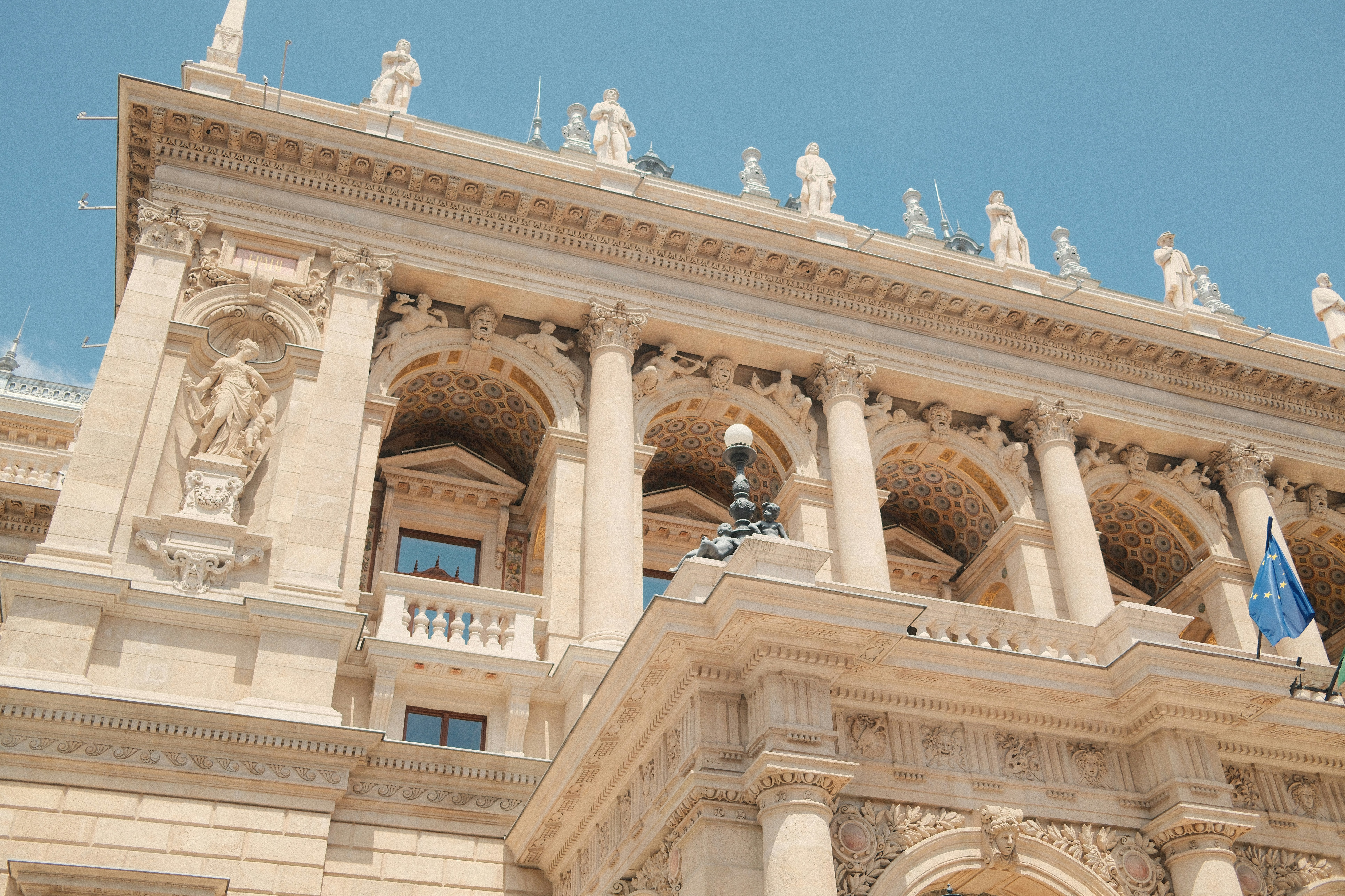 Photo by thejanarchive