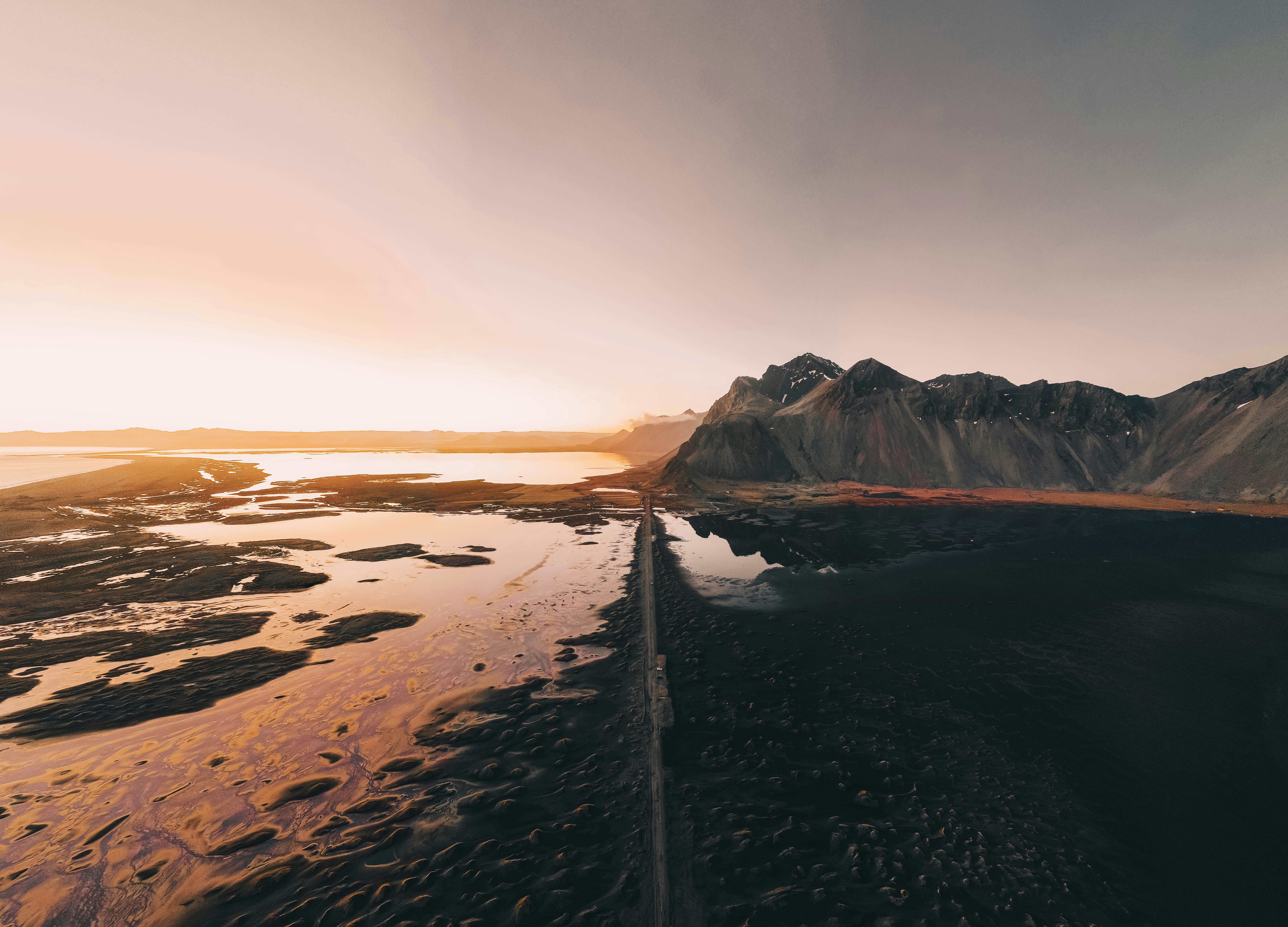 How To Pick The Right Contact Lenses For Your Requirements