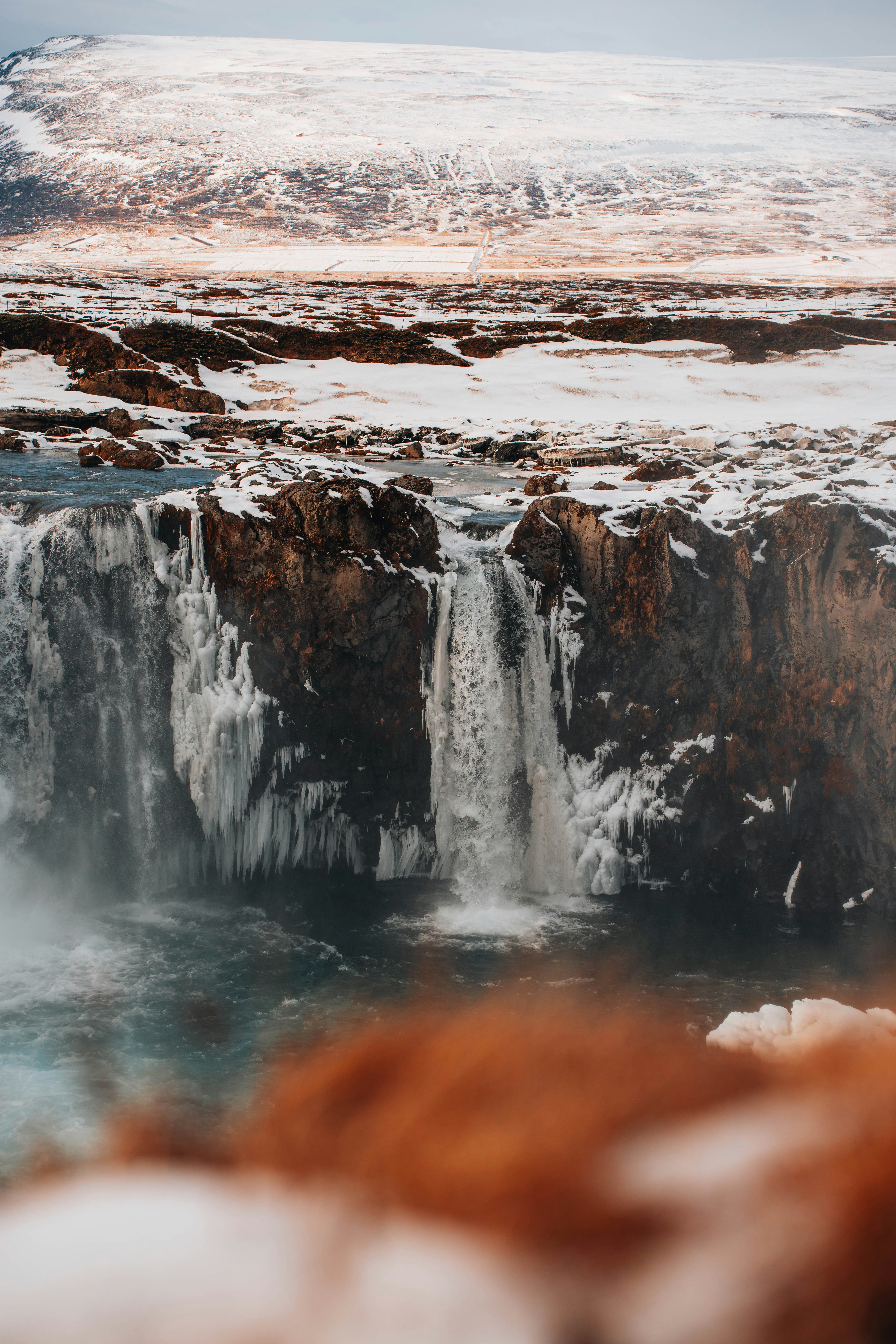 遥远的死亡和眼前的血