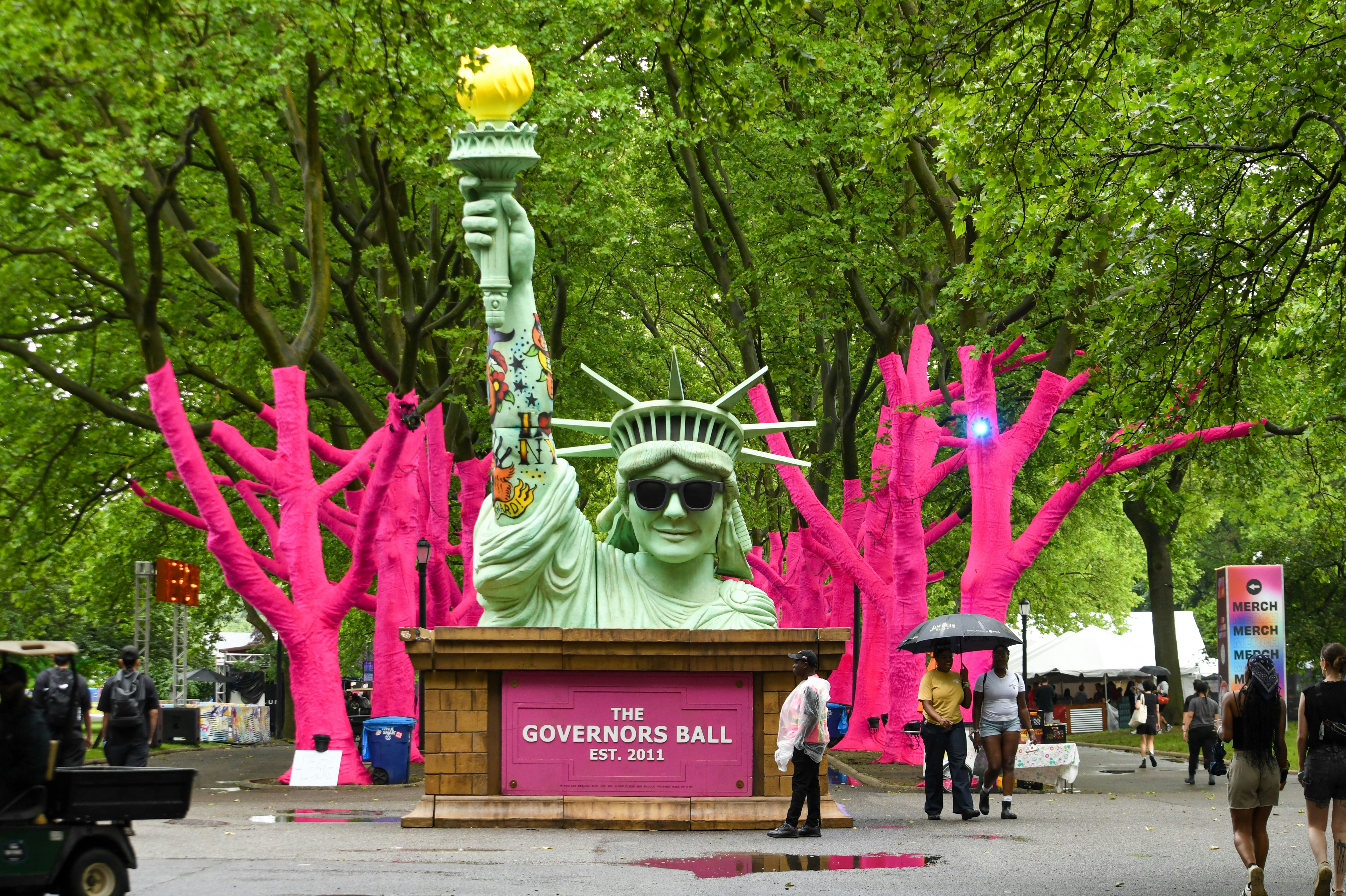 The statue of liberty is at the governor's ball festival.