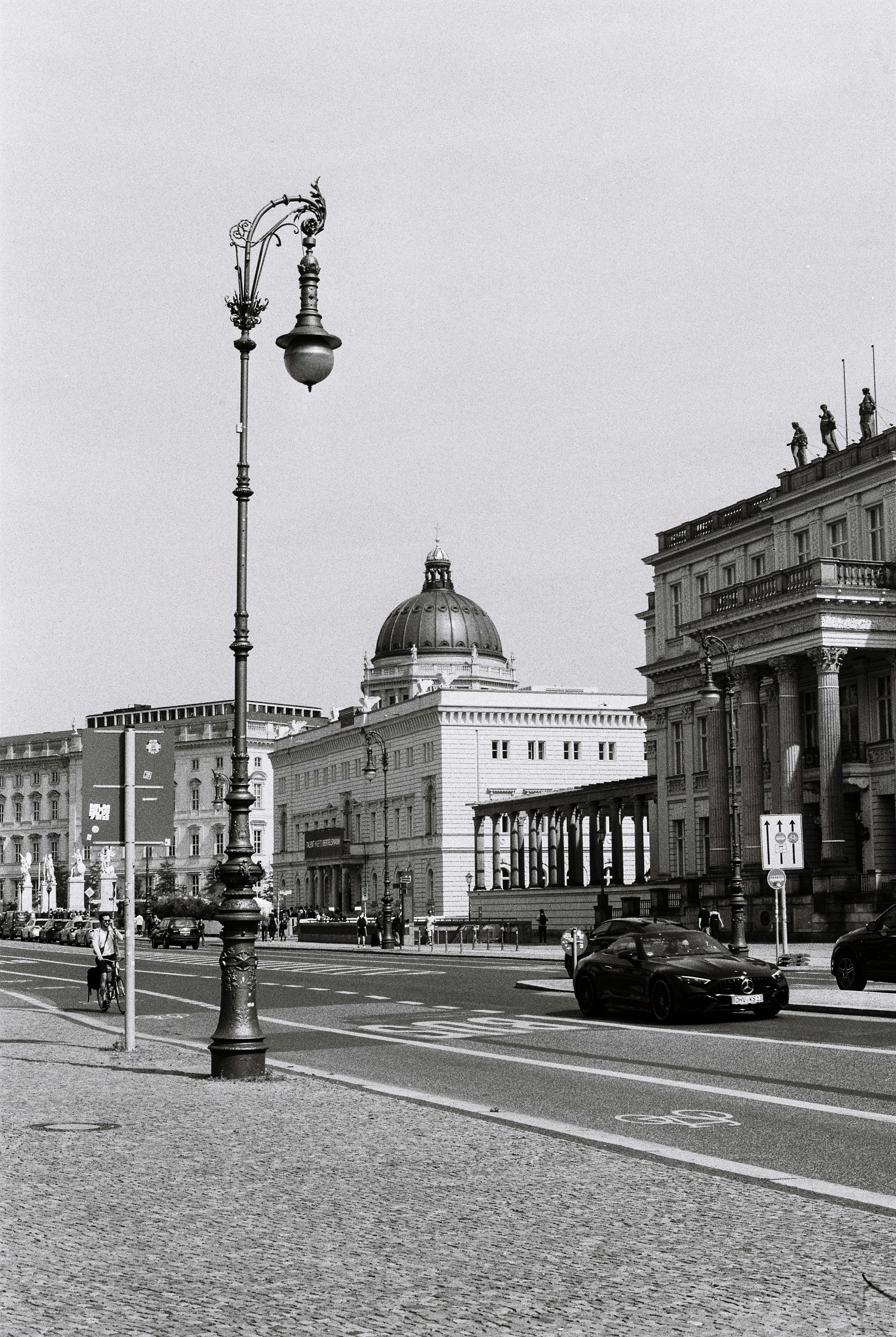 Photo by luca_severin