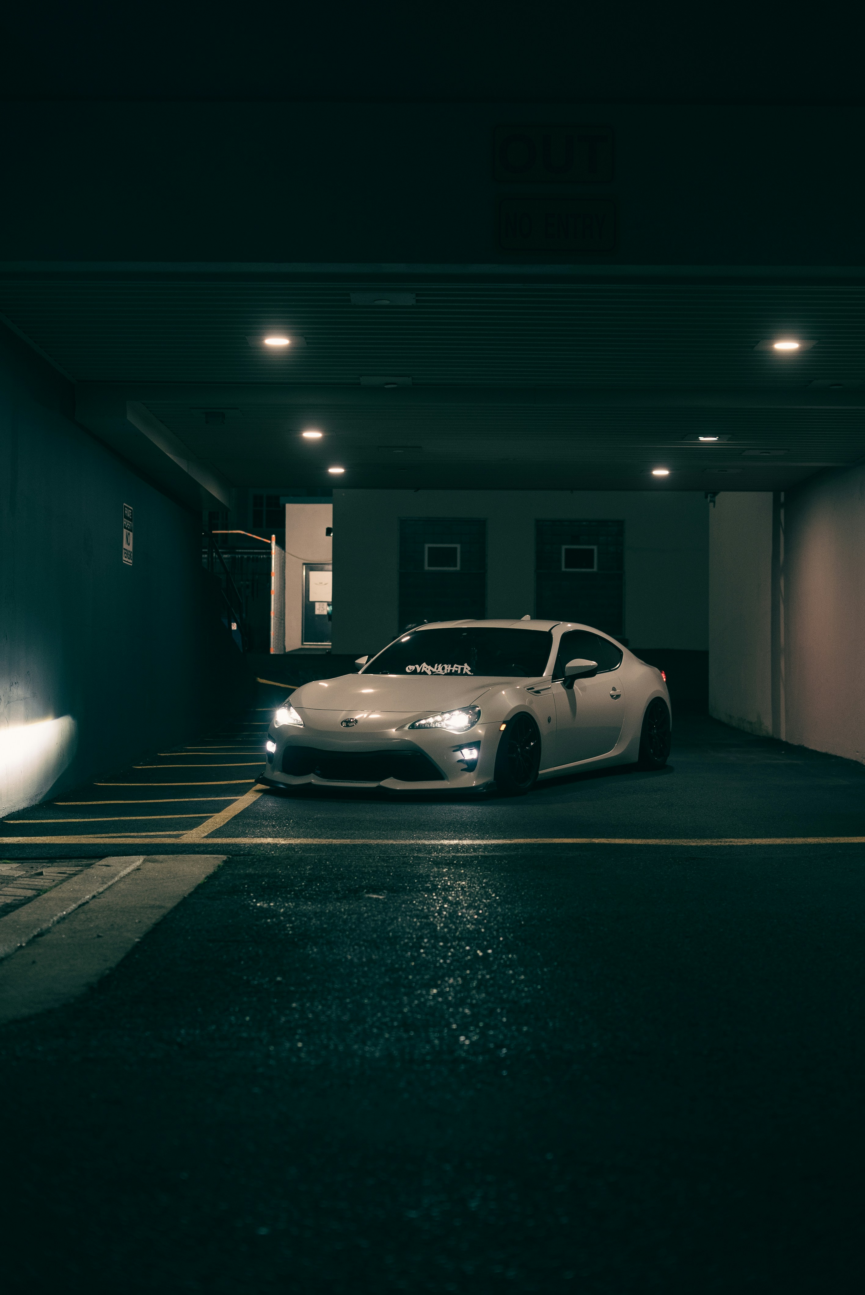 Photo by introspectivedsgn