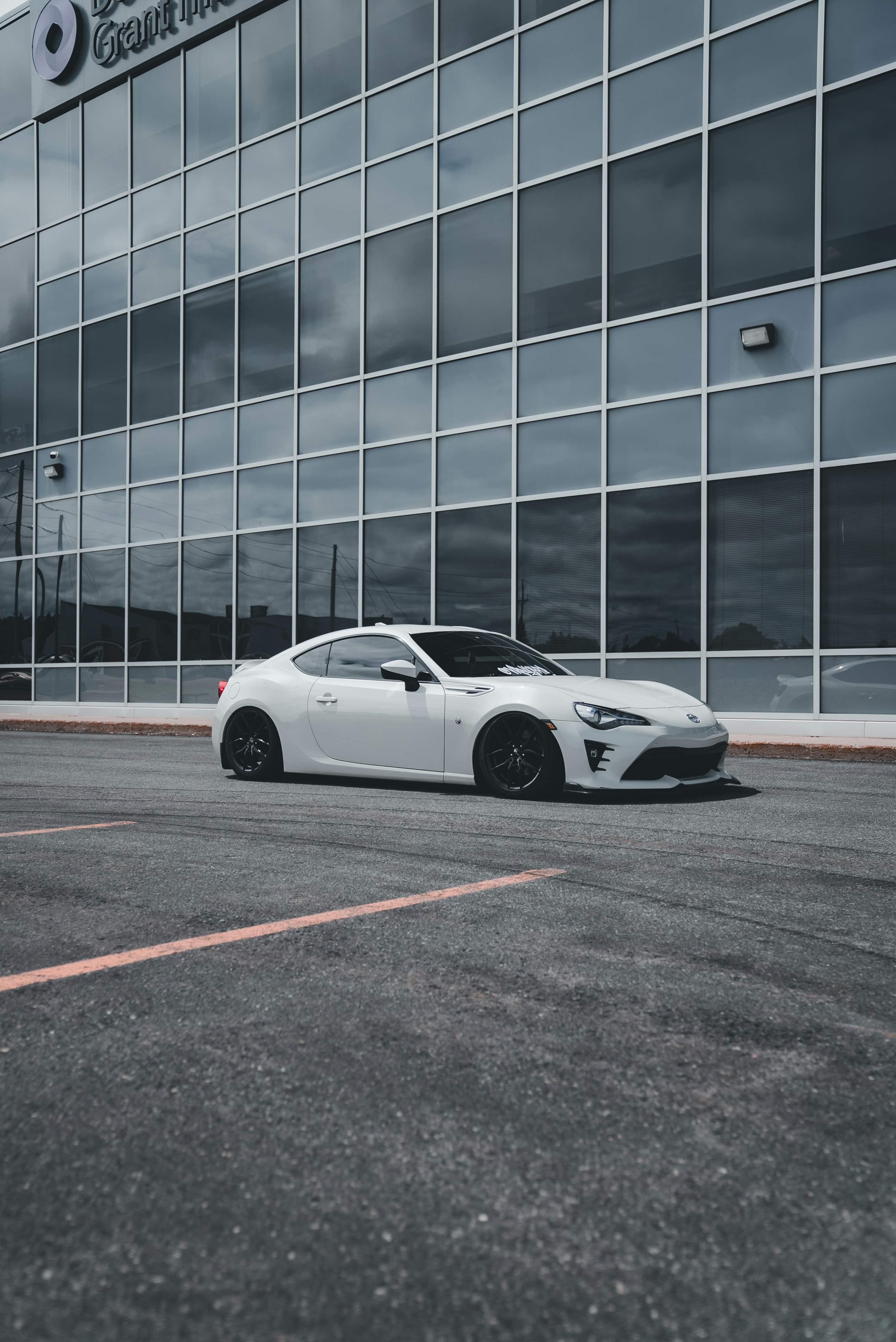 Photo by introspectivedsgn