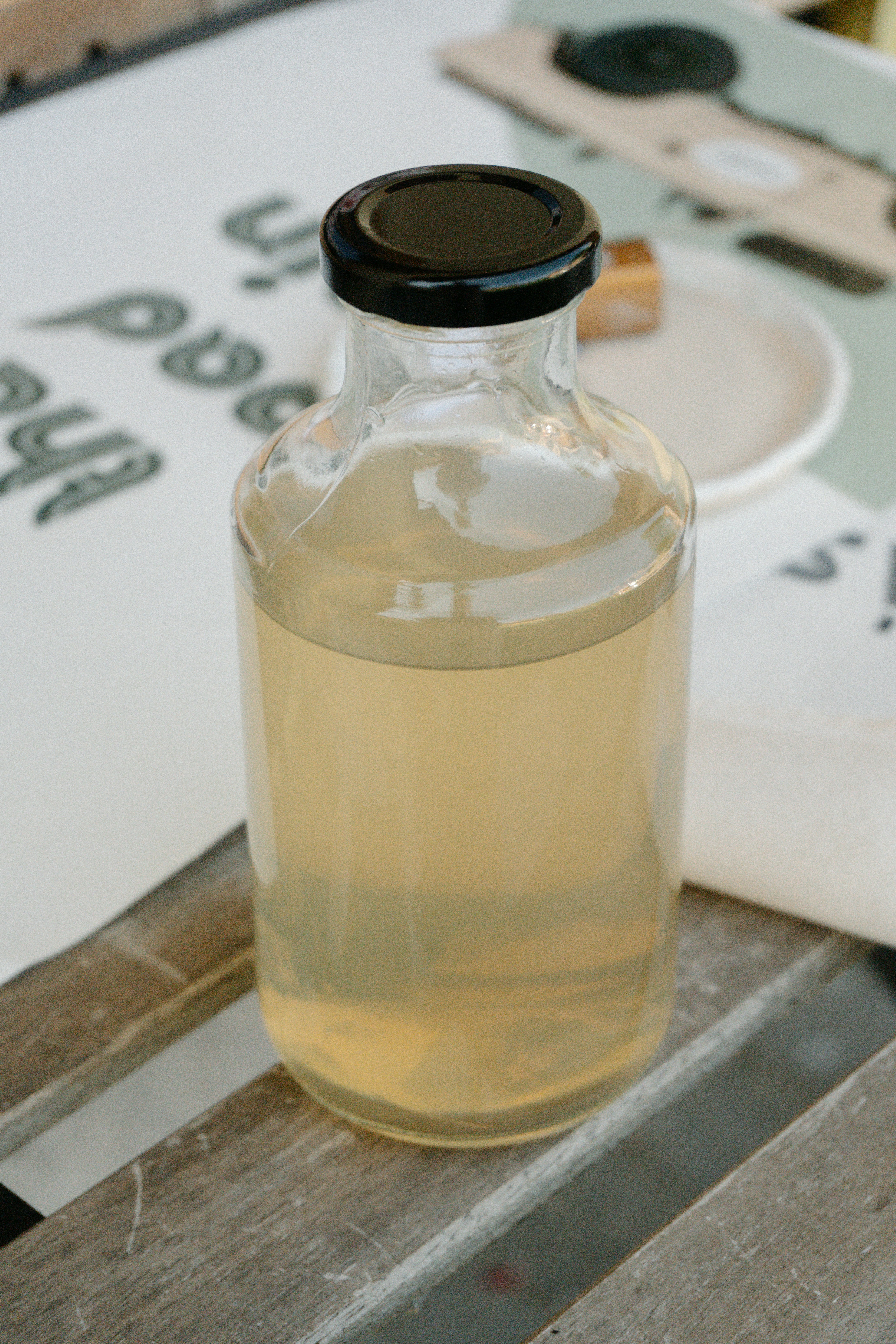 Applying Argan Oil Conditioner