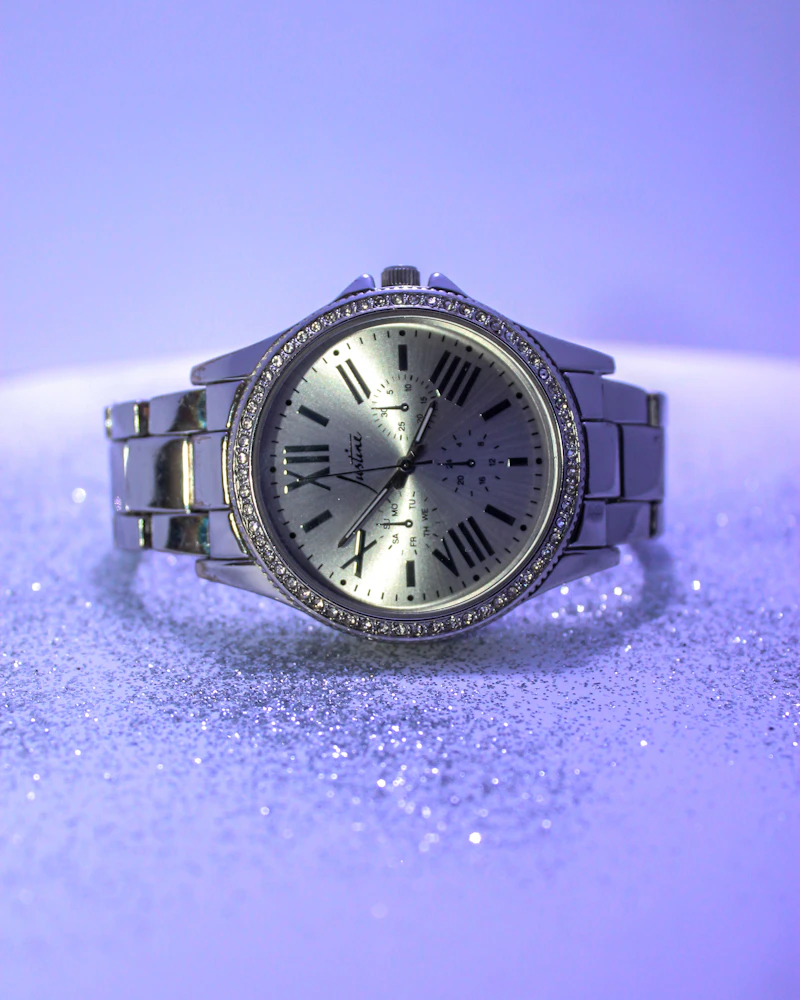 Steel Dive-Style Watch — 32mm
