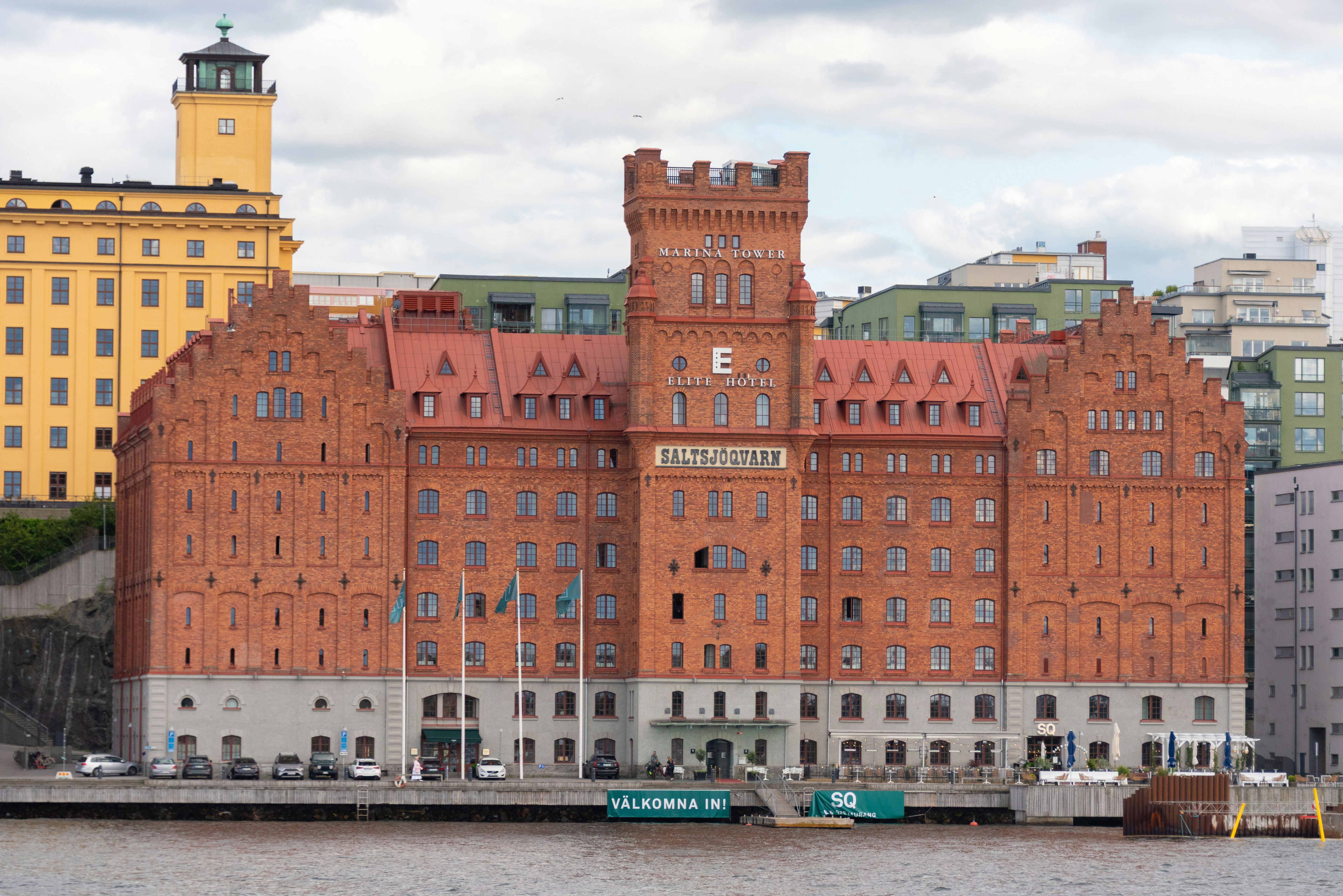 Photo by translytranslations