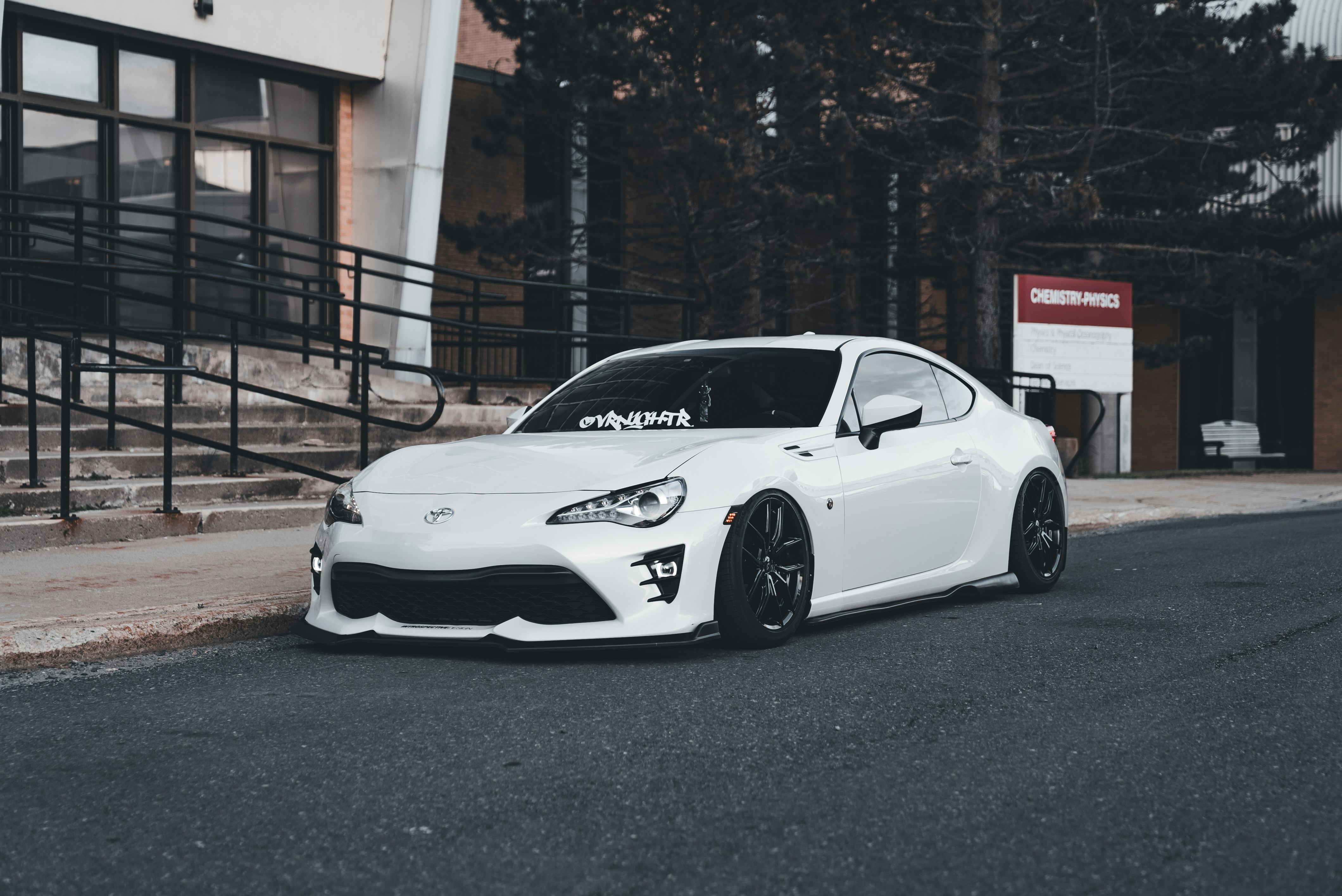 Photo by introspectivedsgn