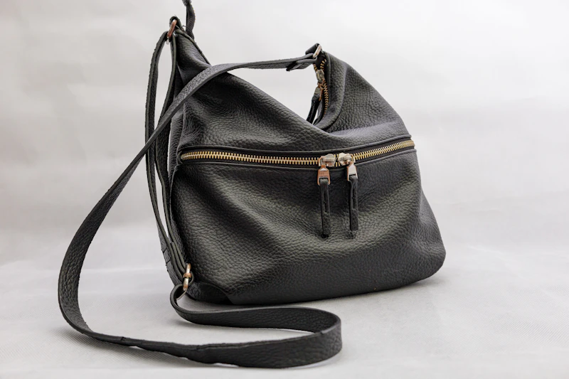 The Null Tote — leather bag