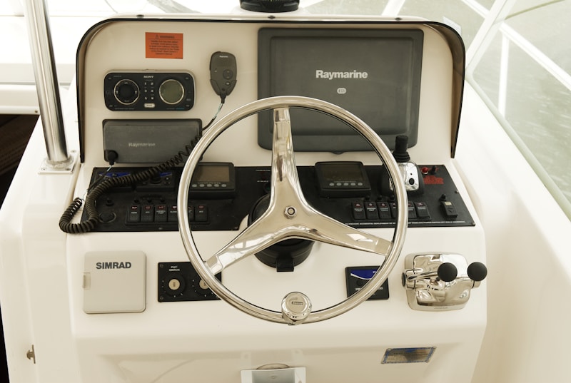 Pilote fluvial / Pilote fluviale