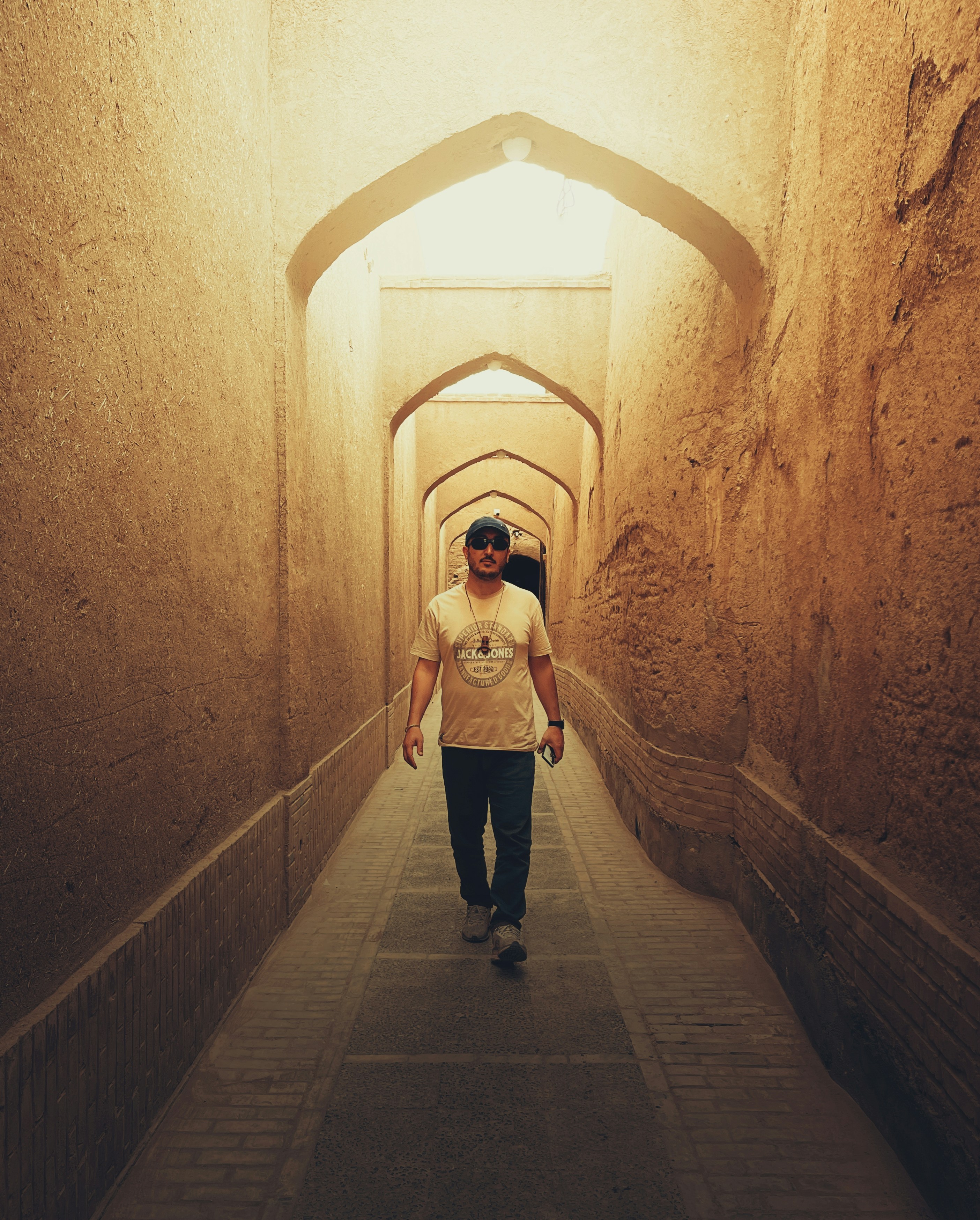 Photo by hasanalmasi