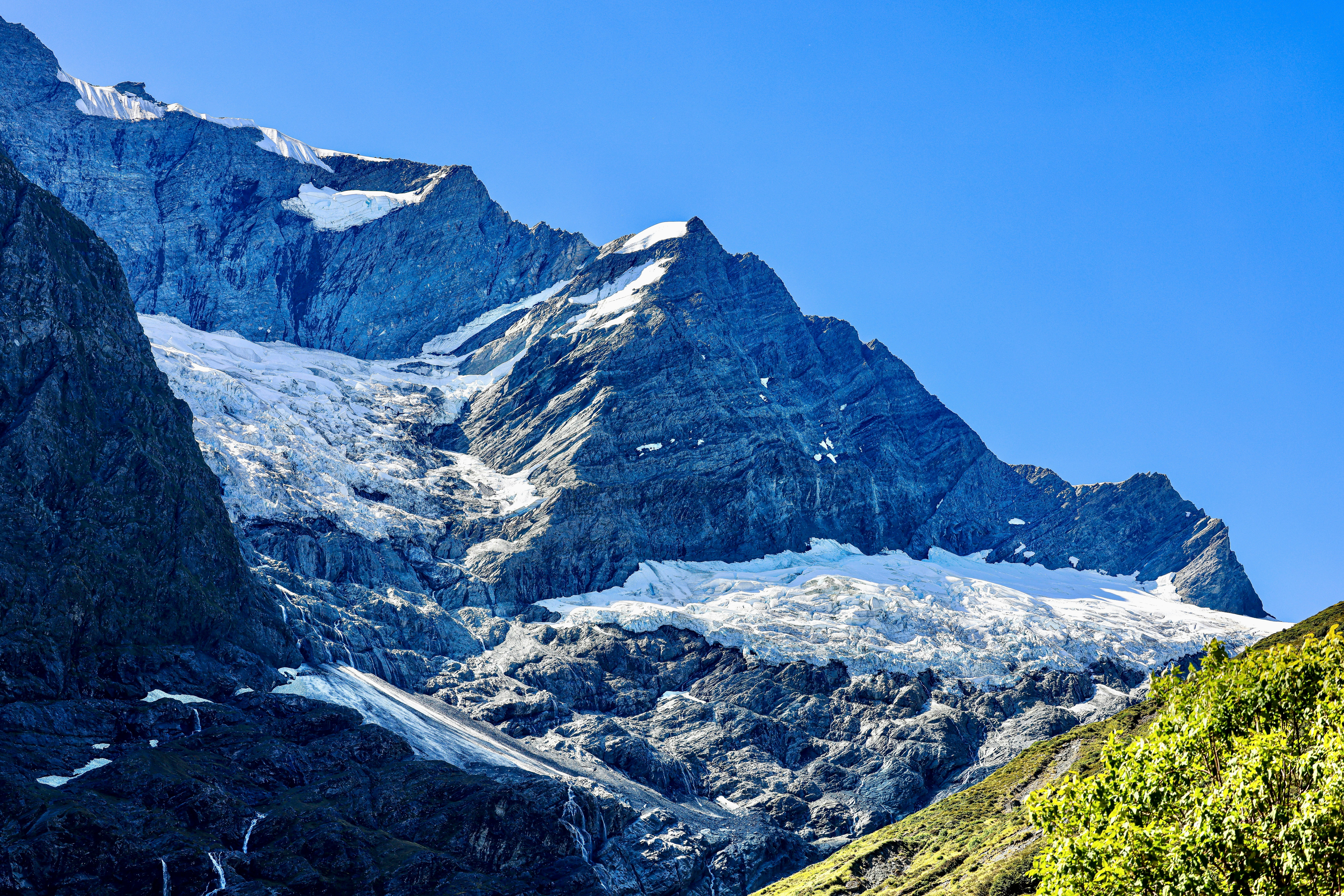 Photo by maximilian_brand