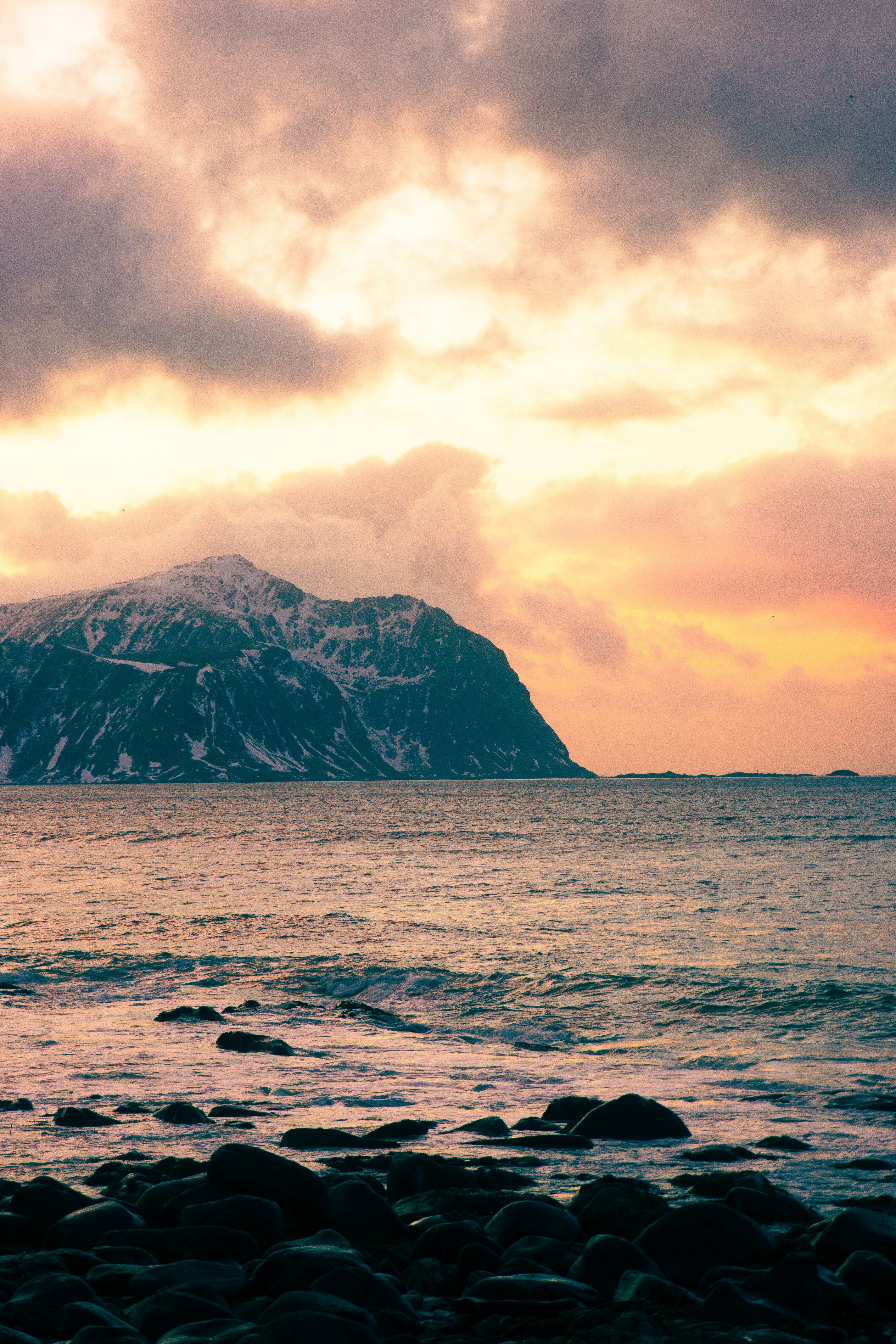 Photo by jonasdegener