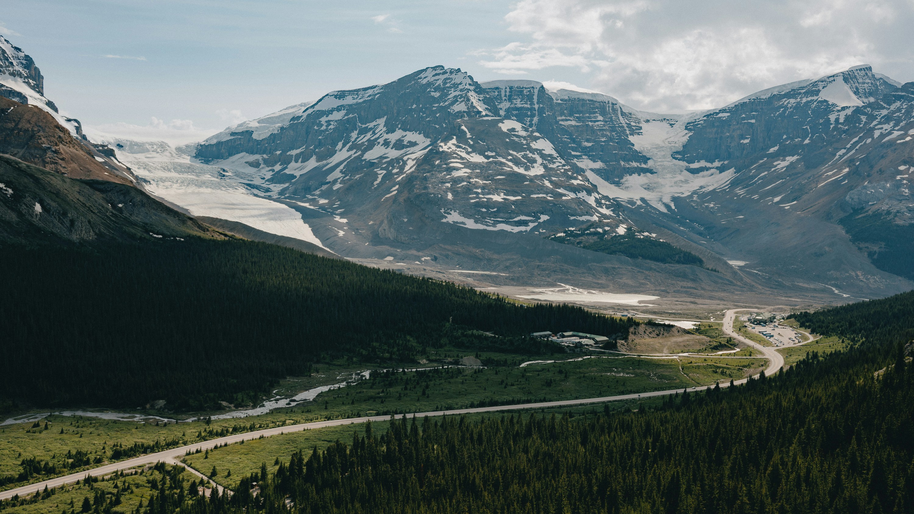 Photo by cedricletsch