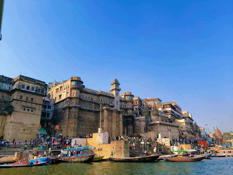 Best Hotels With Rooftop Pools in Varanasi for Skyline Swims
