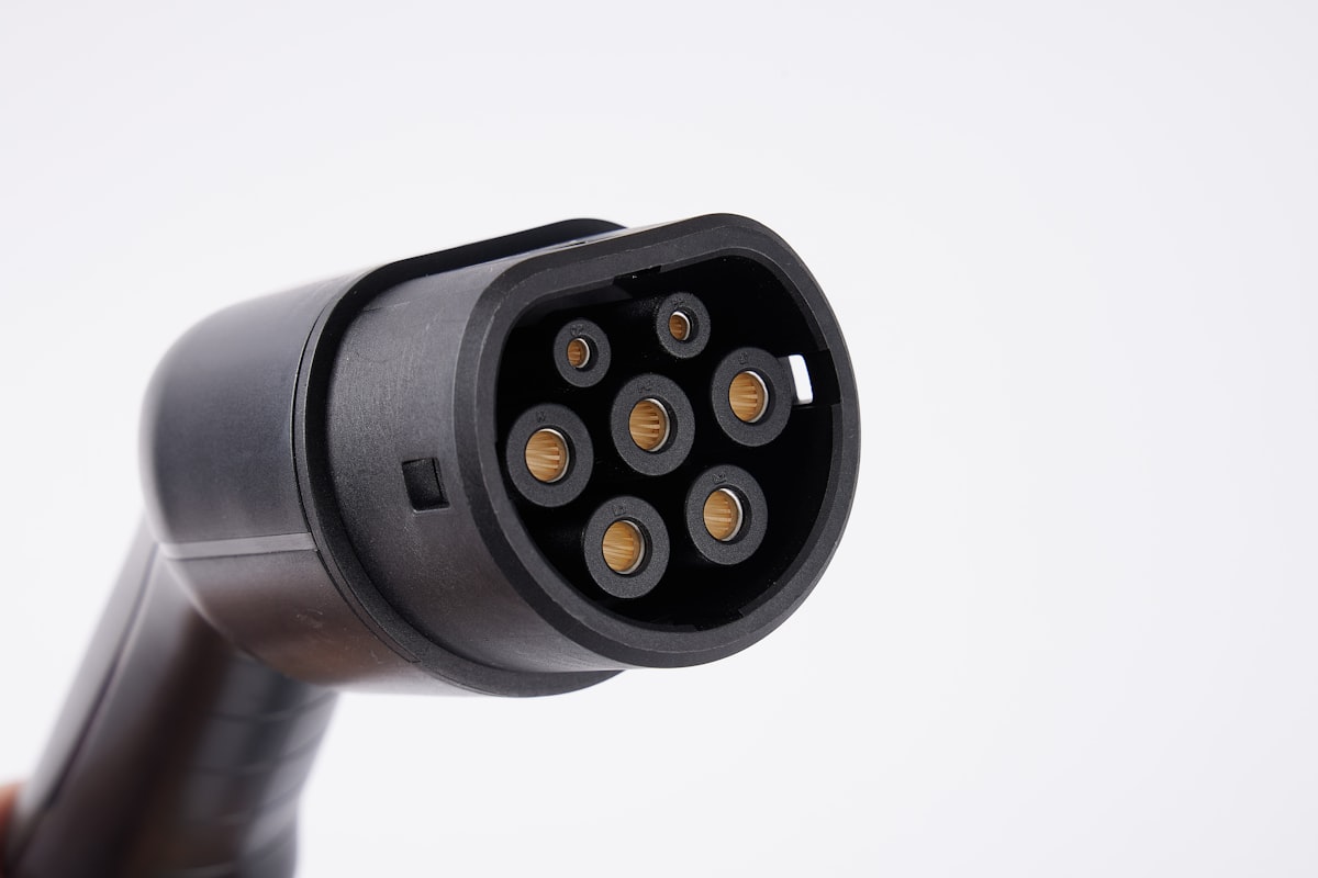 DC Fast vs AC Level 2 Charging: What Nigerian EV Owners Need