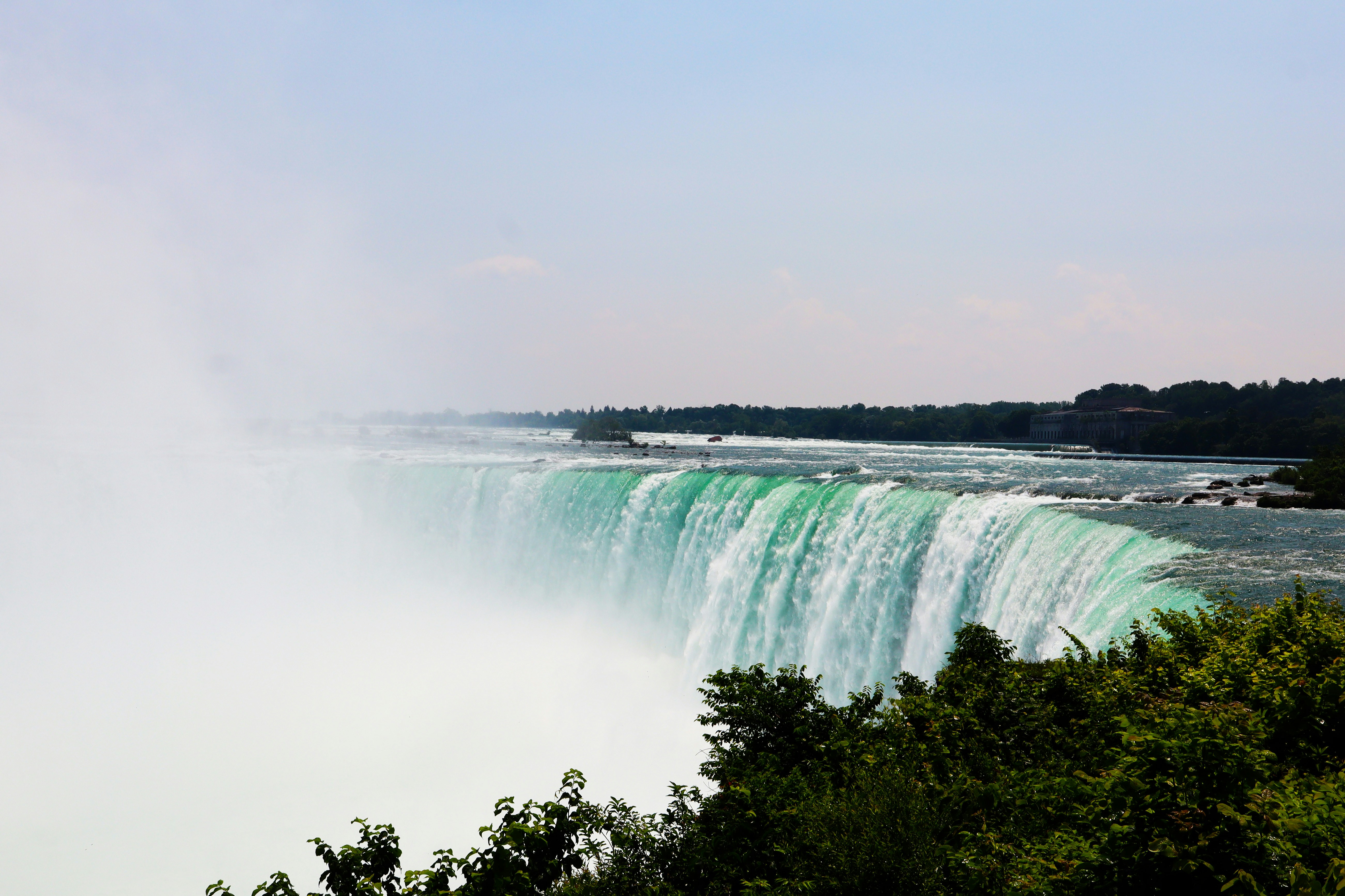 Photo by mirnawabisabi