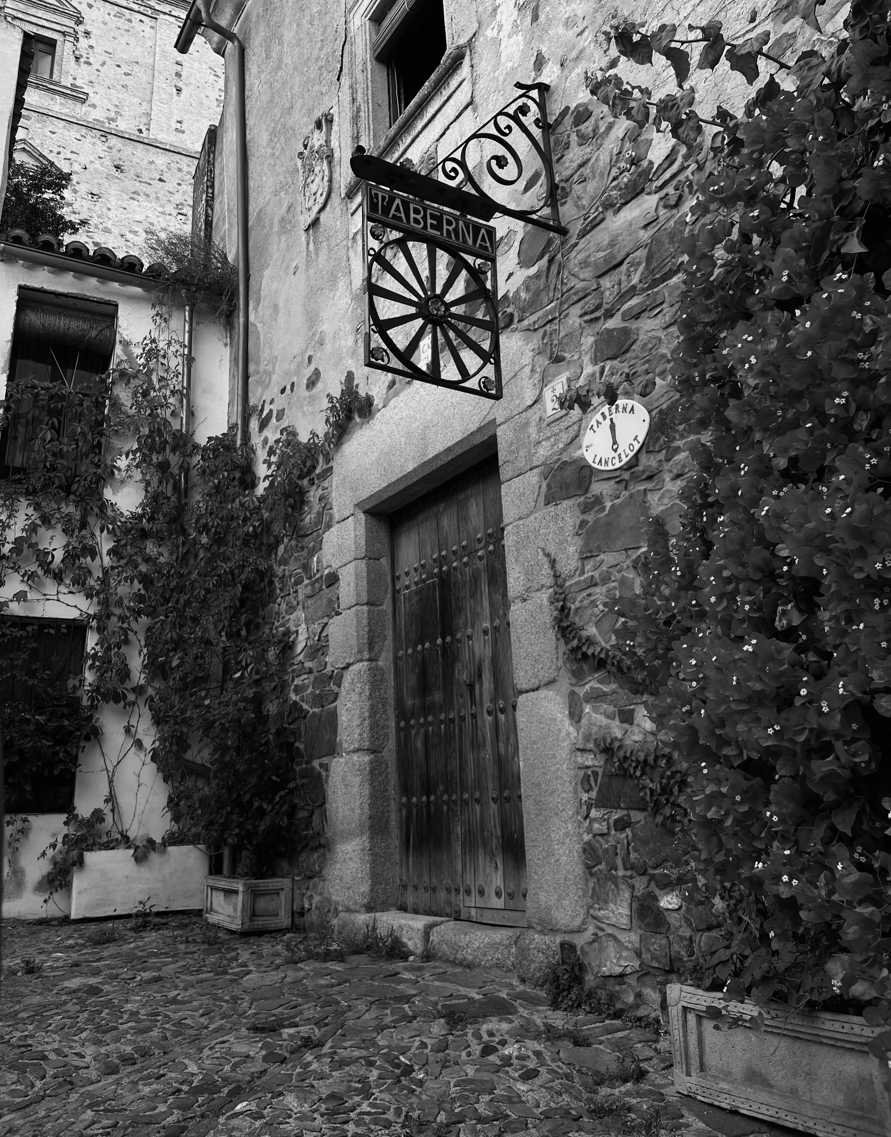 Caceres – Safety, Health & Local Etiquette