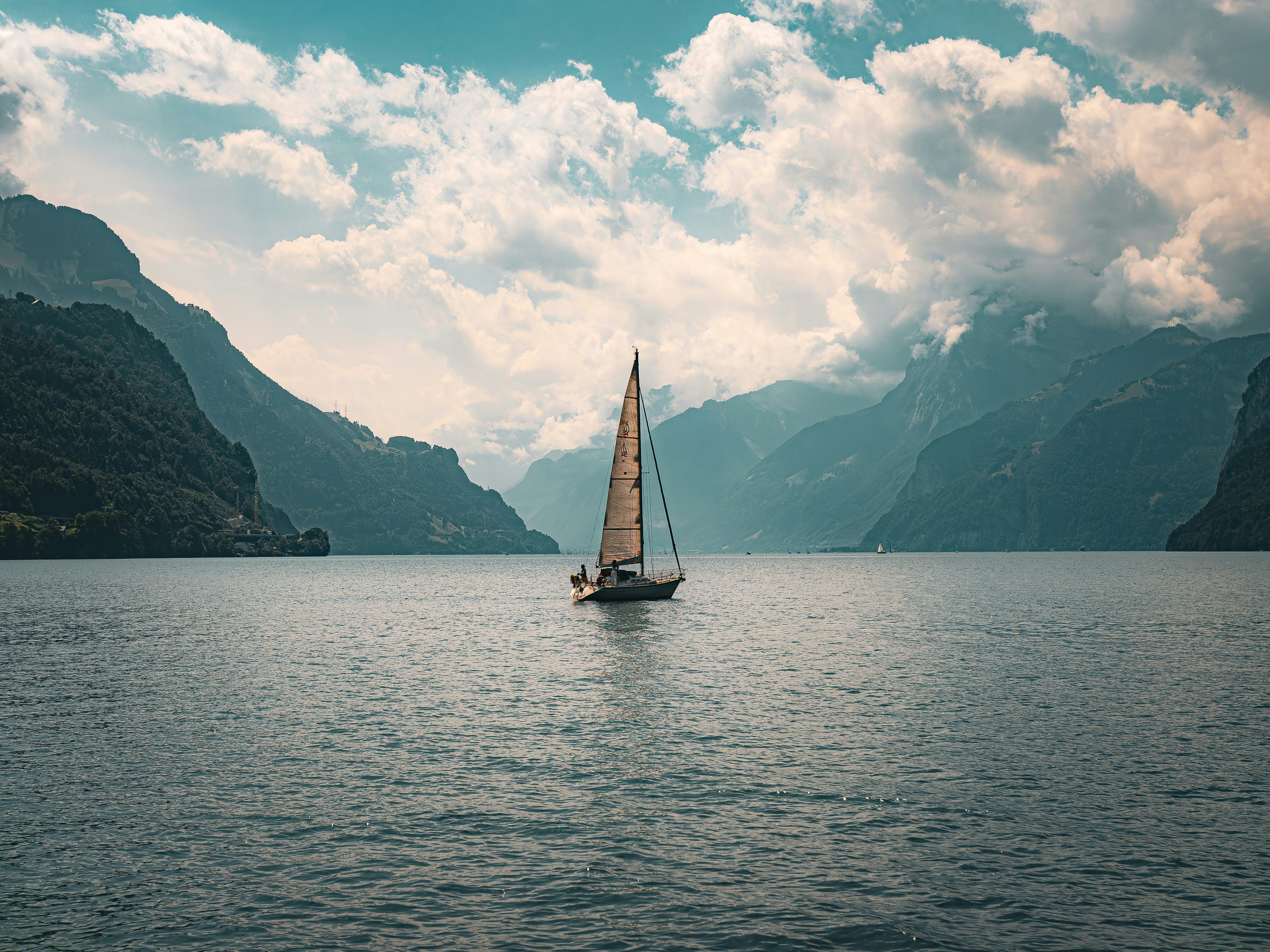 Photo by poli_graphy