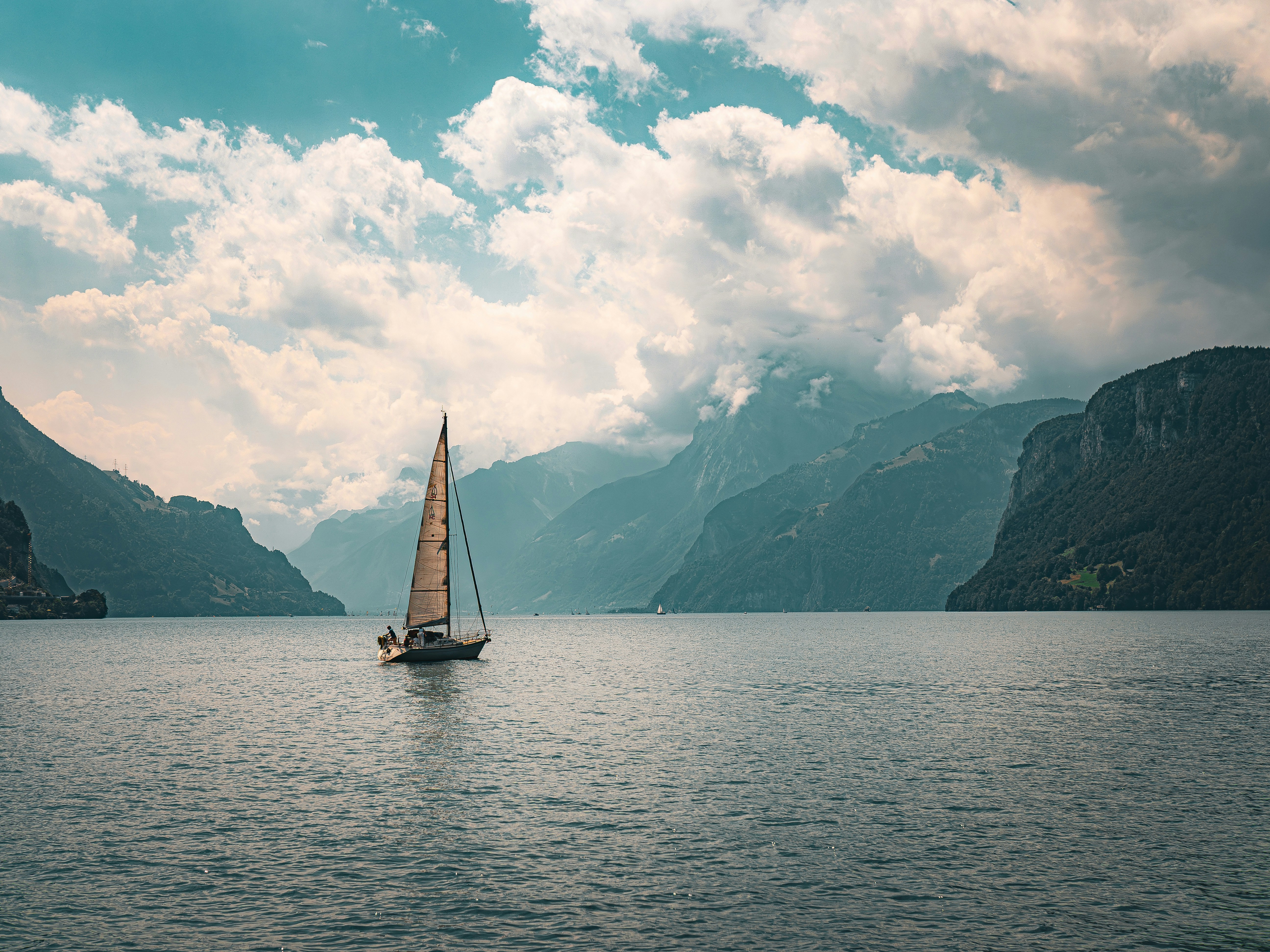 Photo by poli_graphy