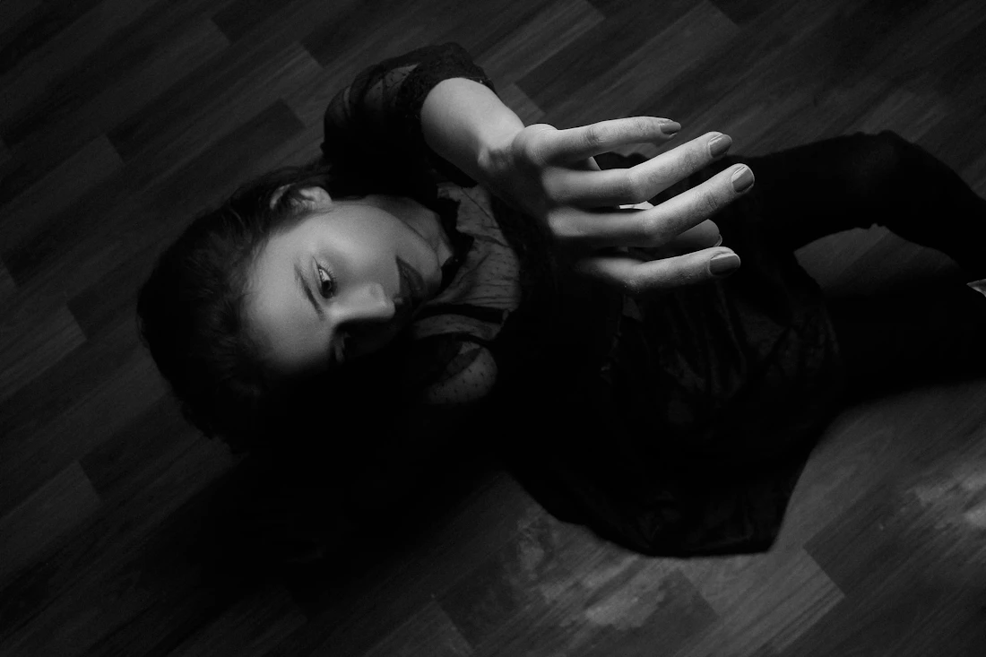 ANXIOUS look 03