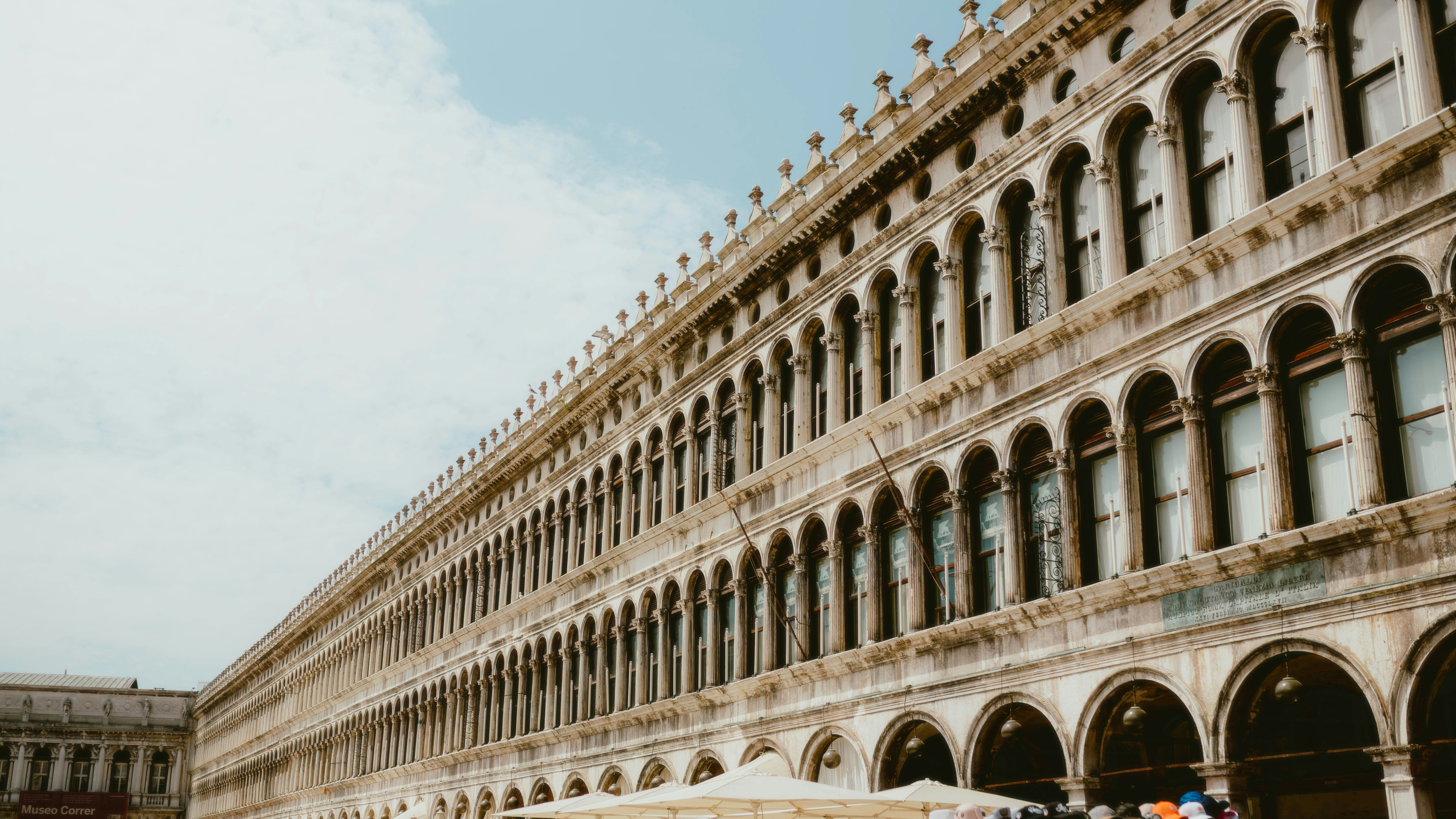 Photo by alingavriliuc