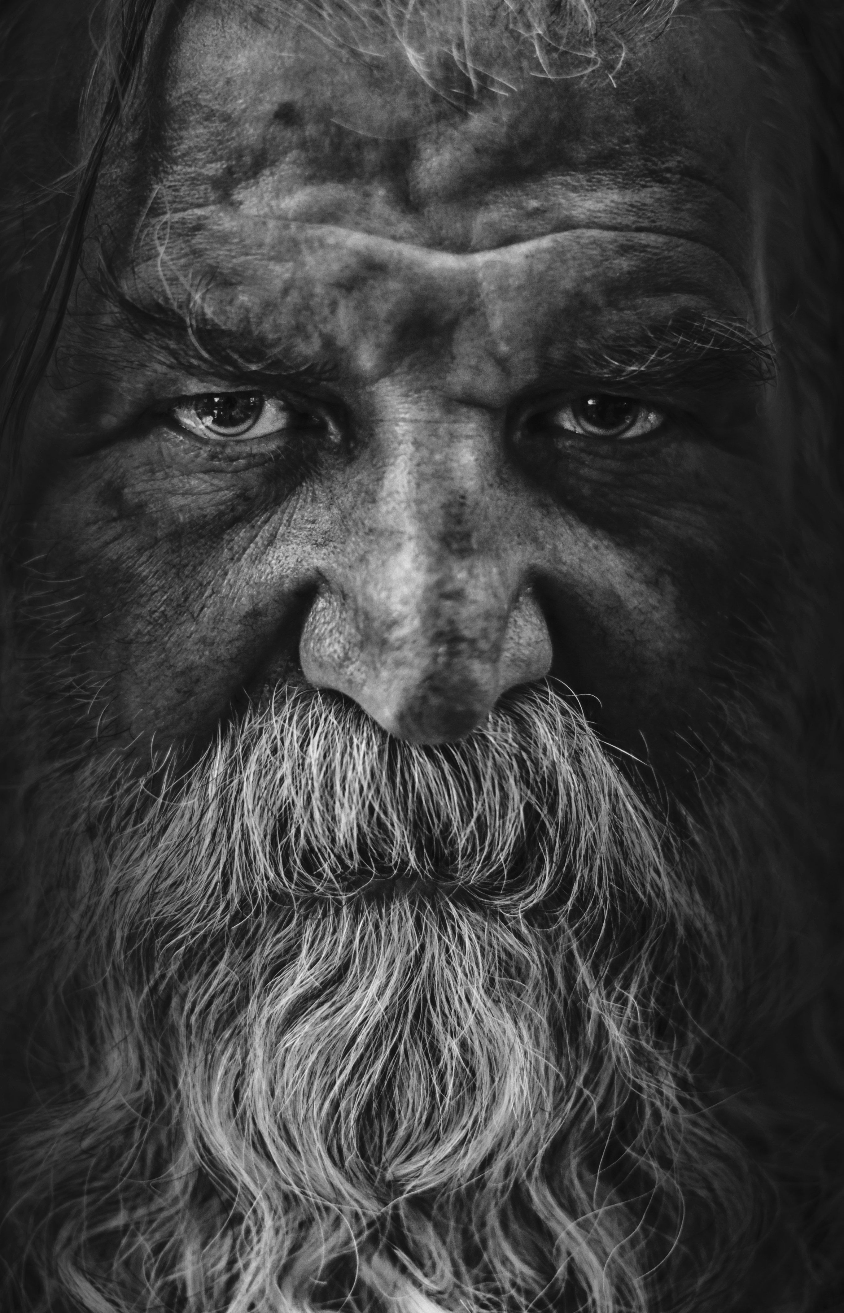 Photo by hasanalmasi