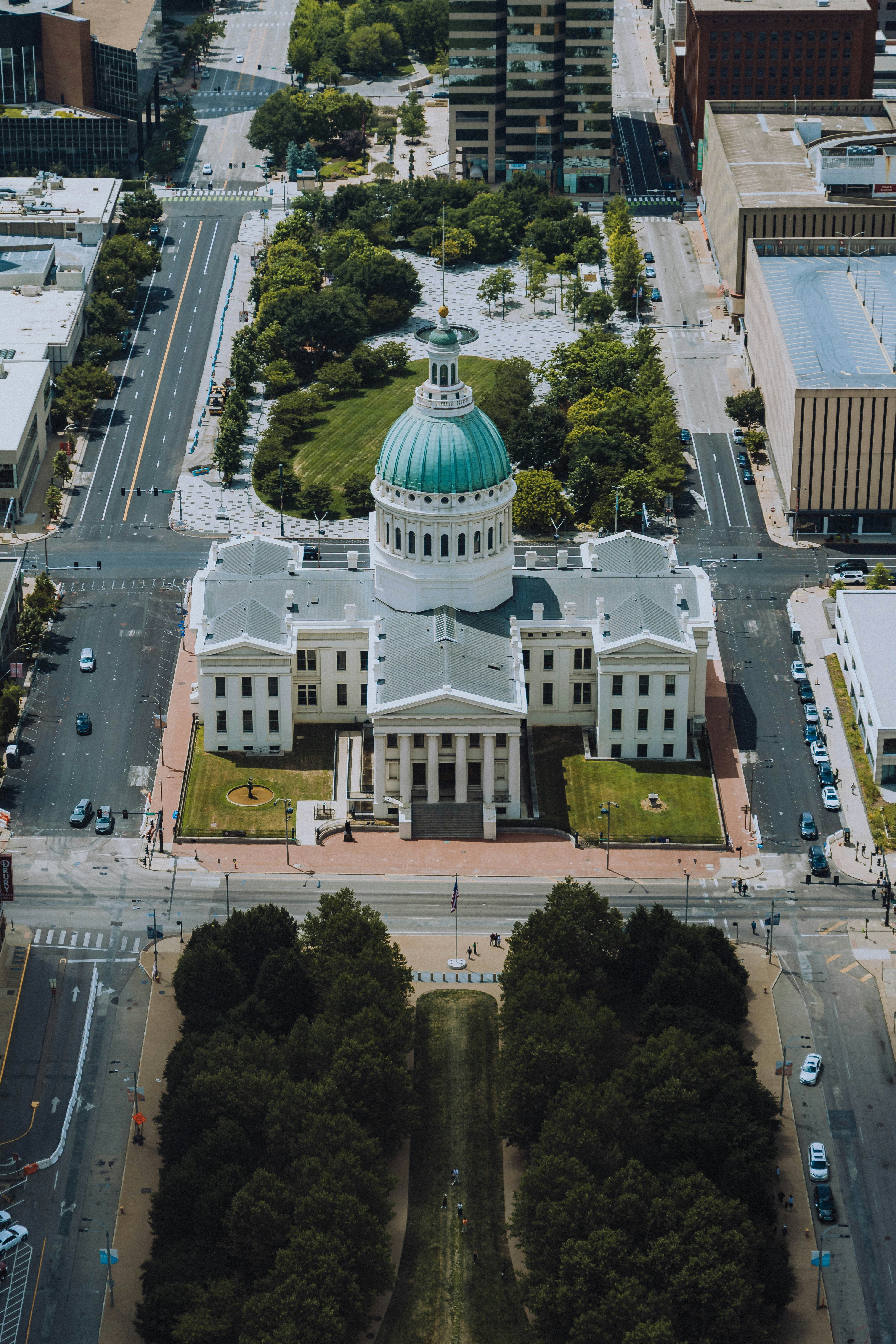 State Staffing Up but Vacancies Persist Across Louisiana Agencies