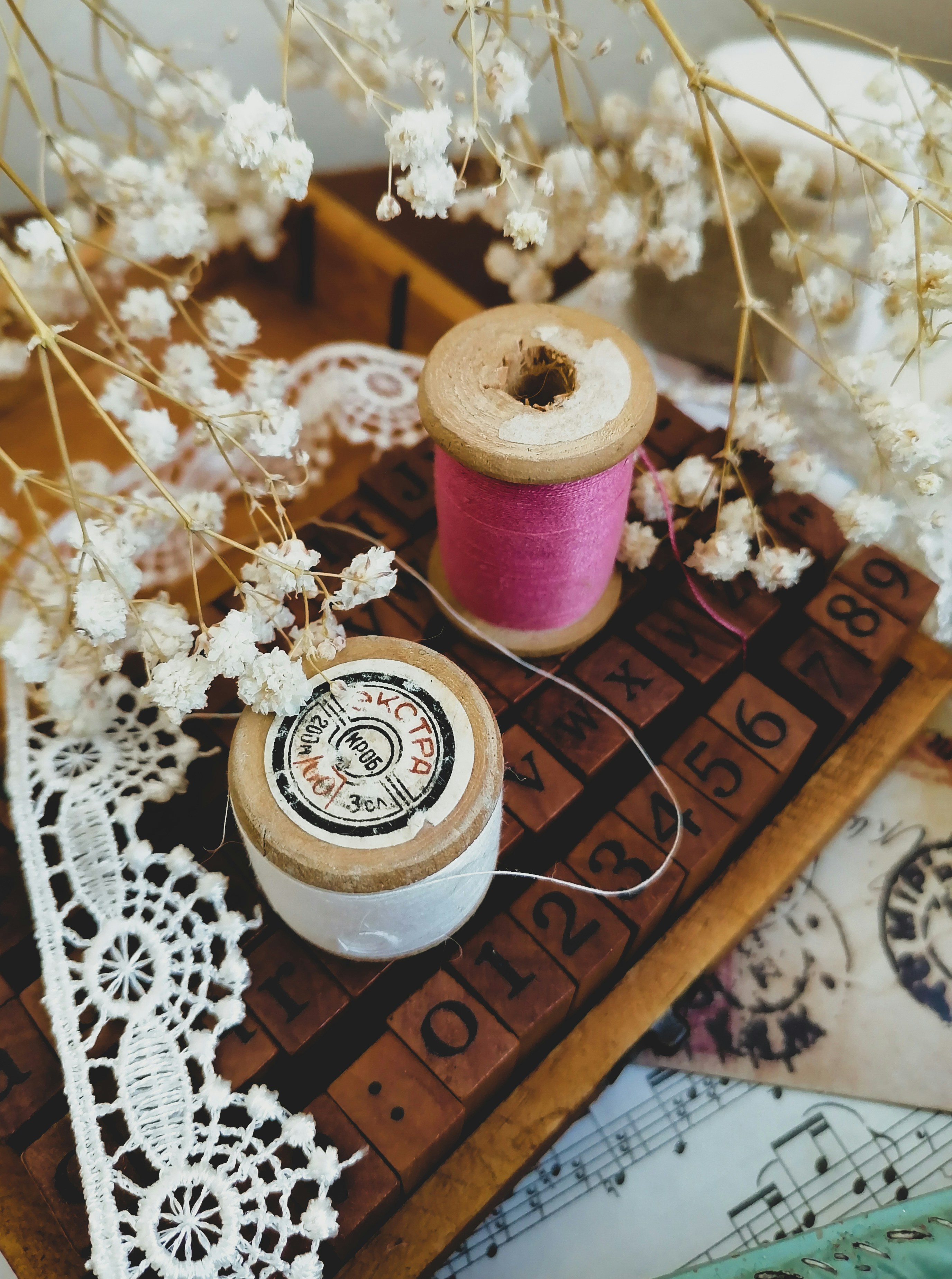 vintage wallpaper floral, wallpaper, Victorian Walk-in Closet Design: A Timeless Style 4