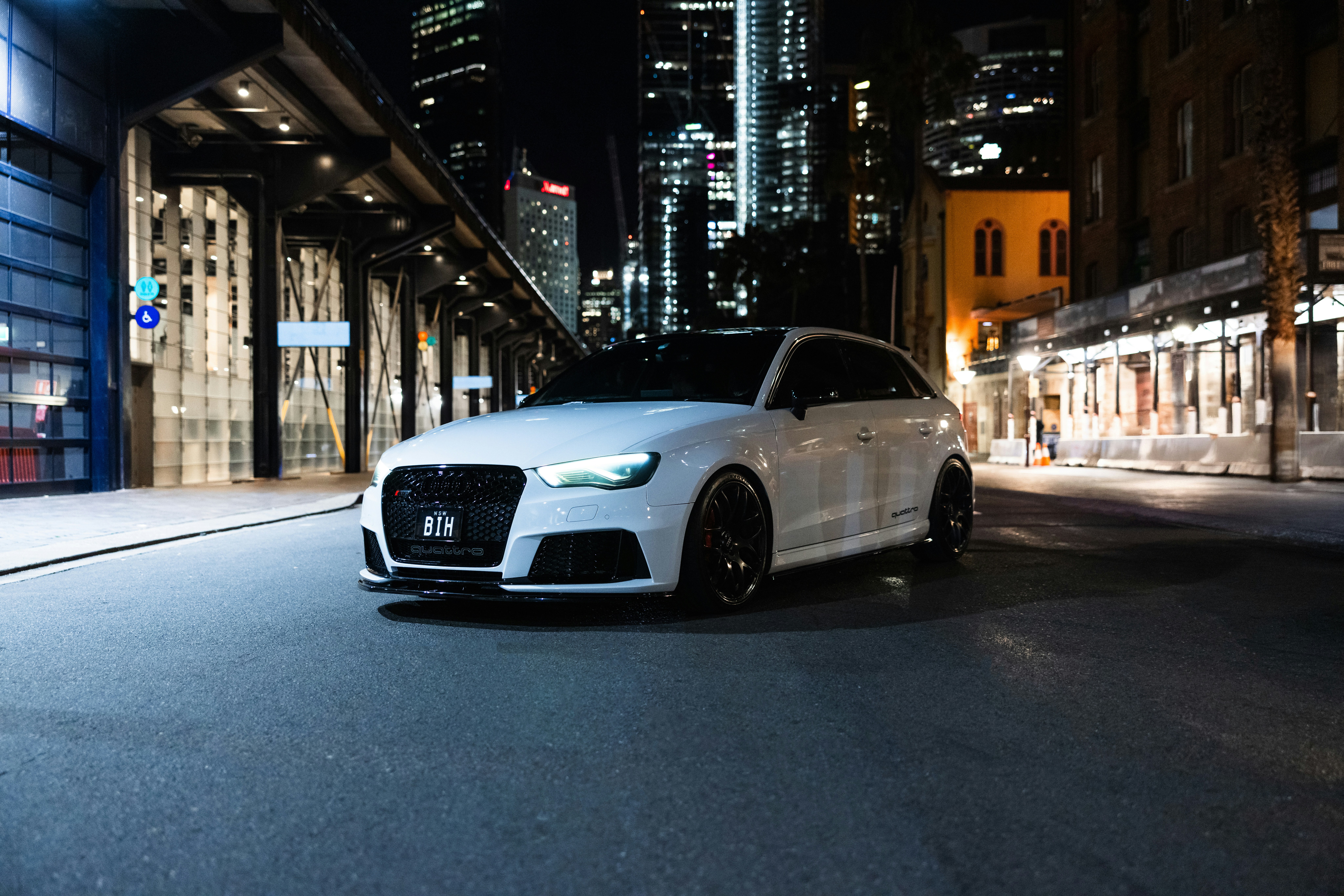 Photo by mozemocraft