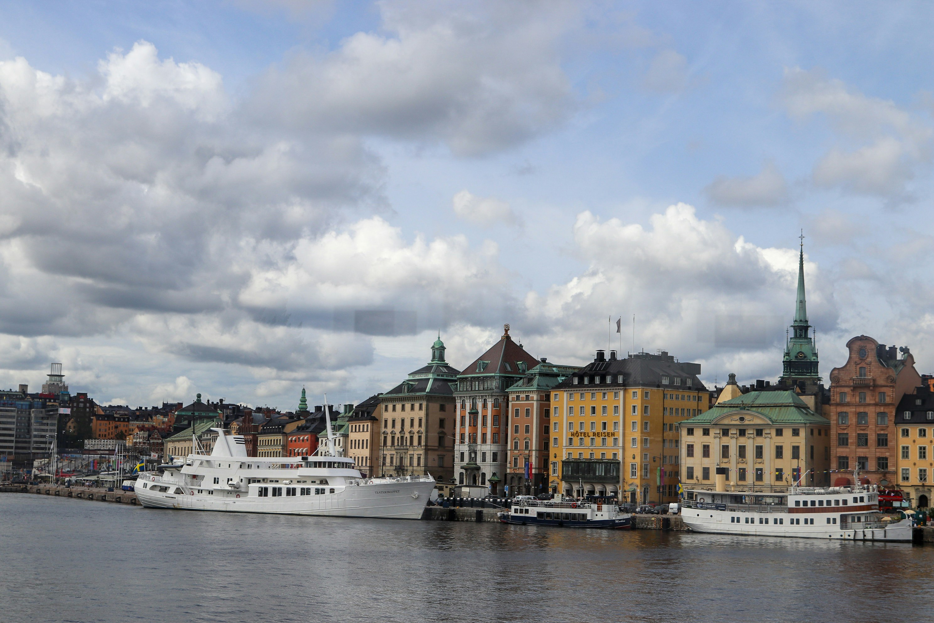 Image by Tanya Barrow via Unsplash