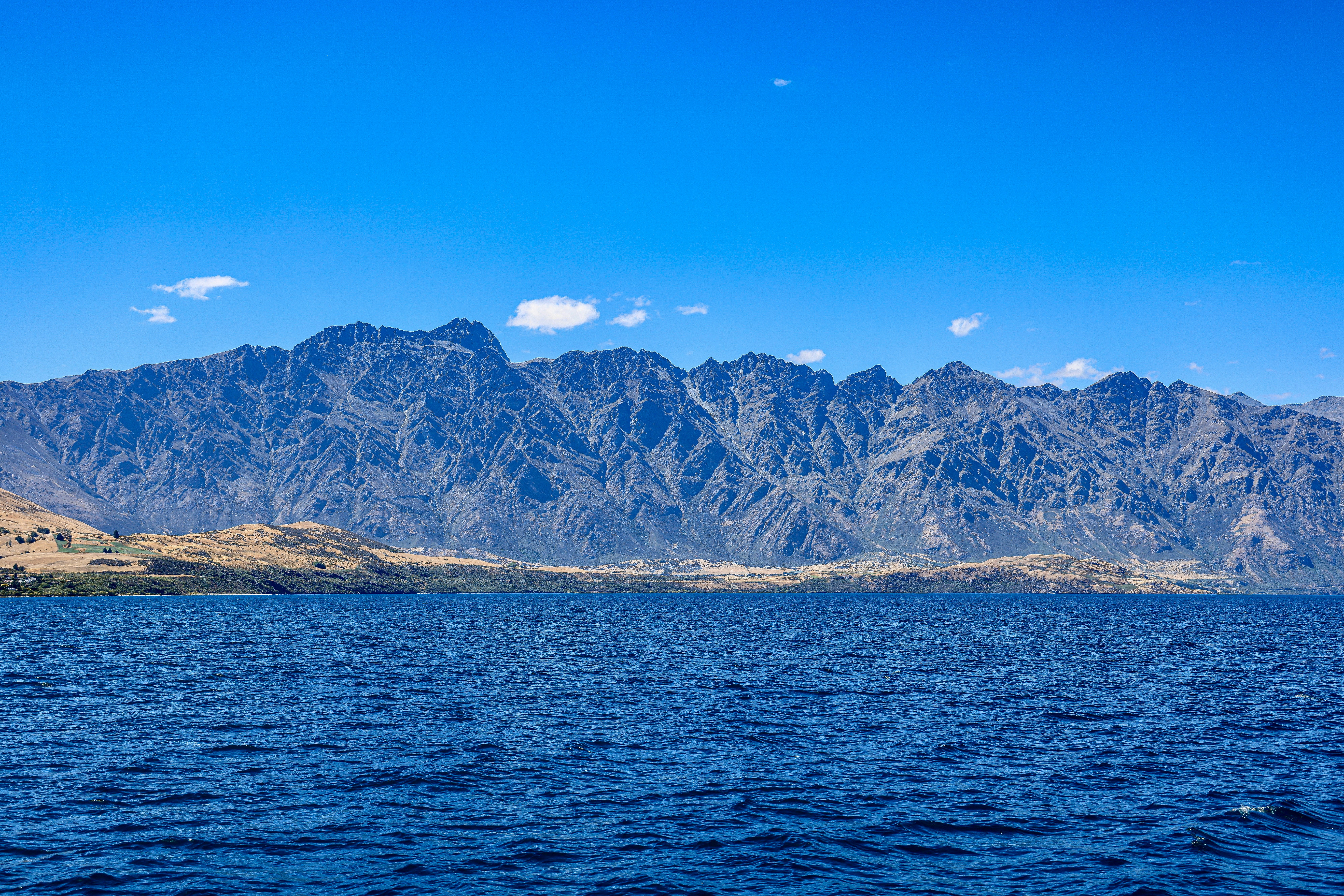 Photo by maximilian_brand