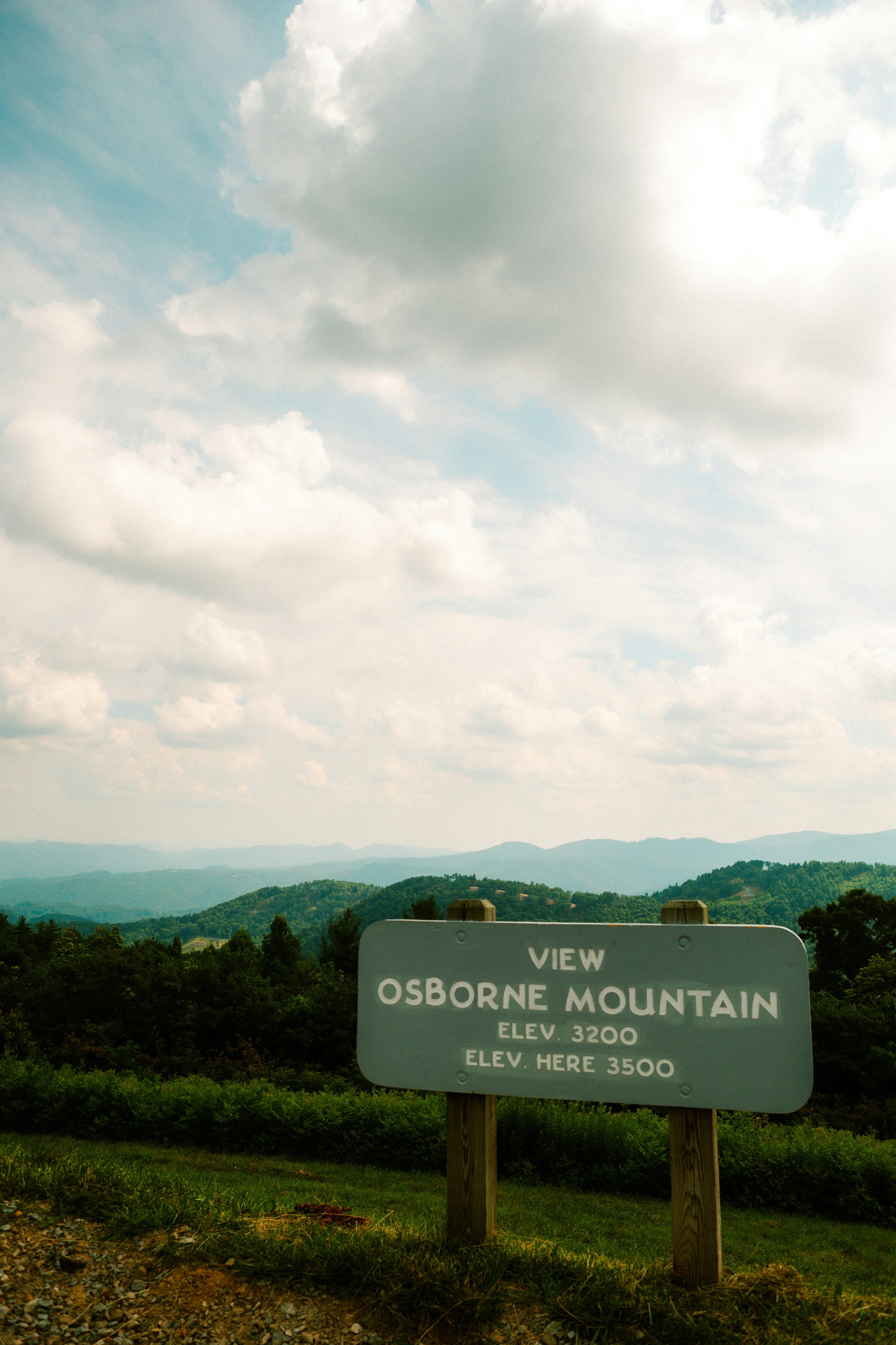 8 Smoky Mountains Travel Essentials You Should Pack