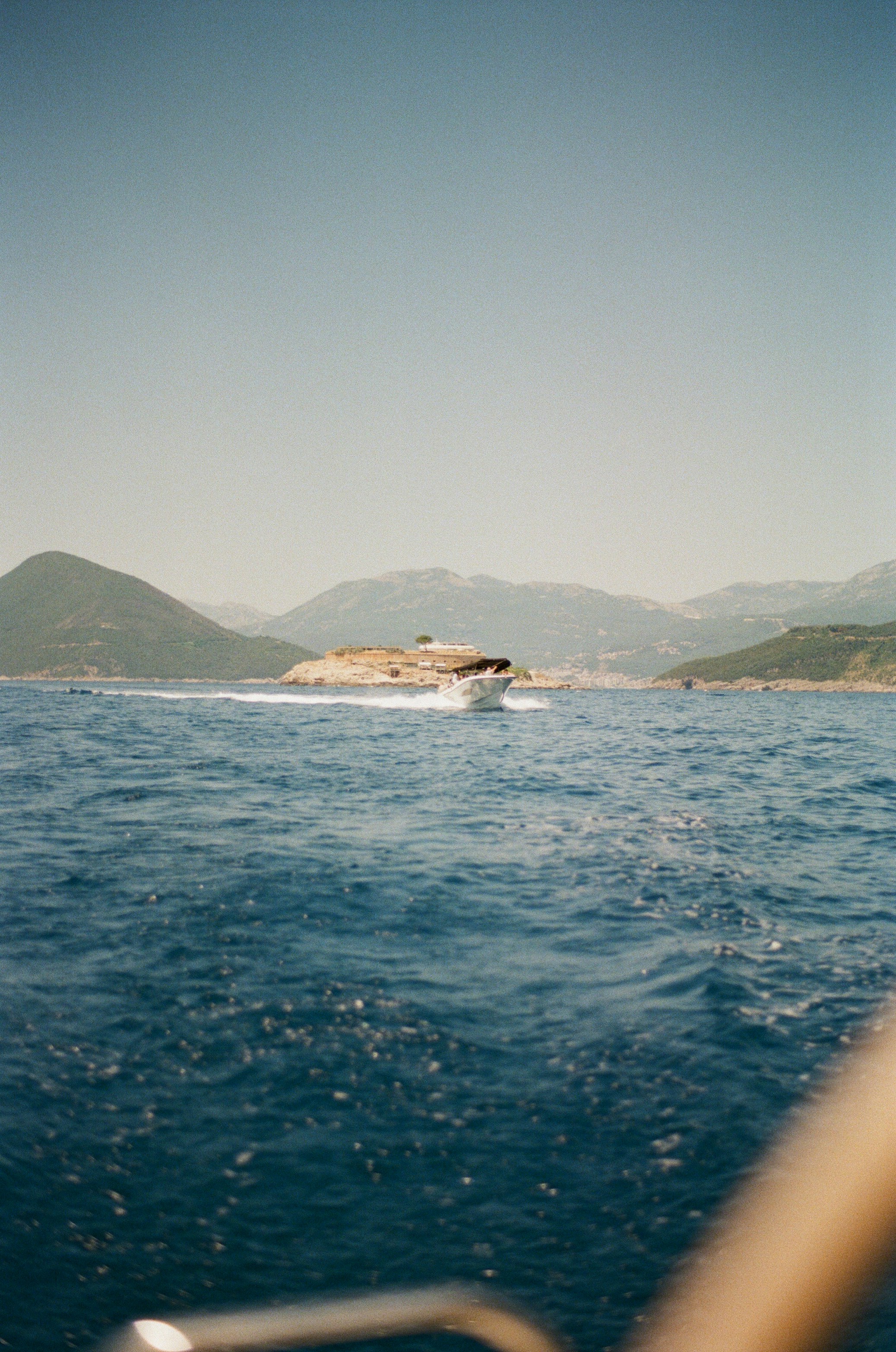 Day 4: Canouan - Resort Island Exploration on a Budget