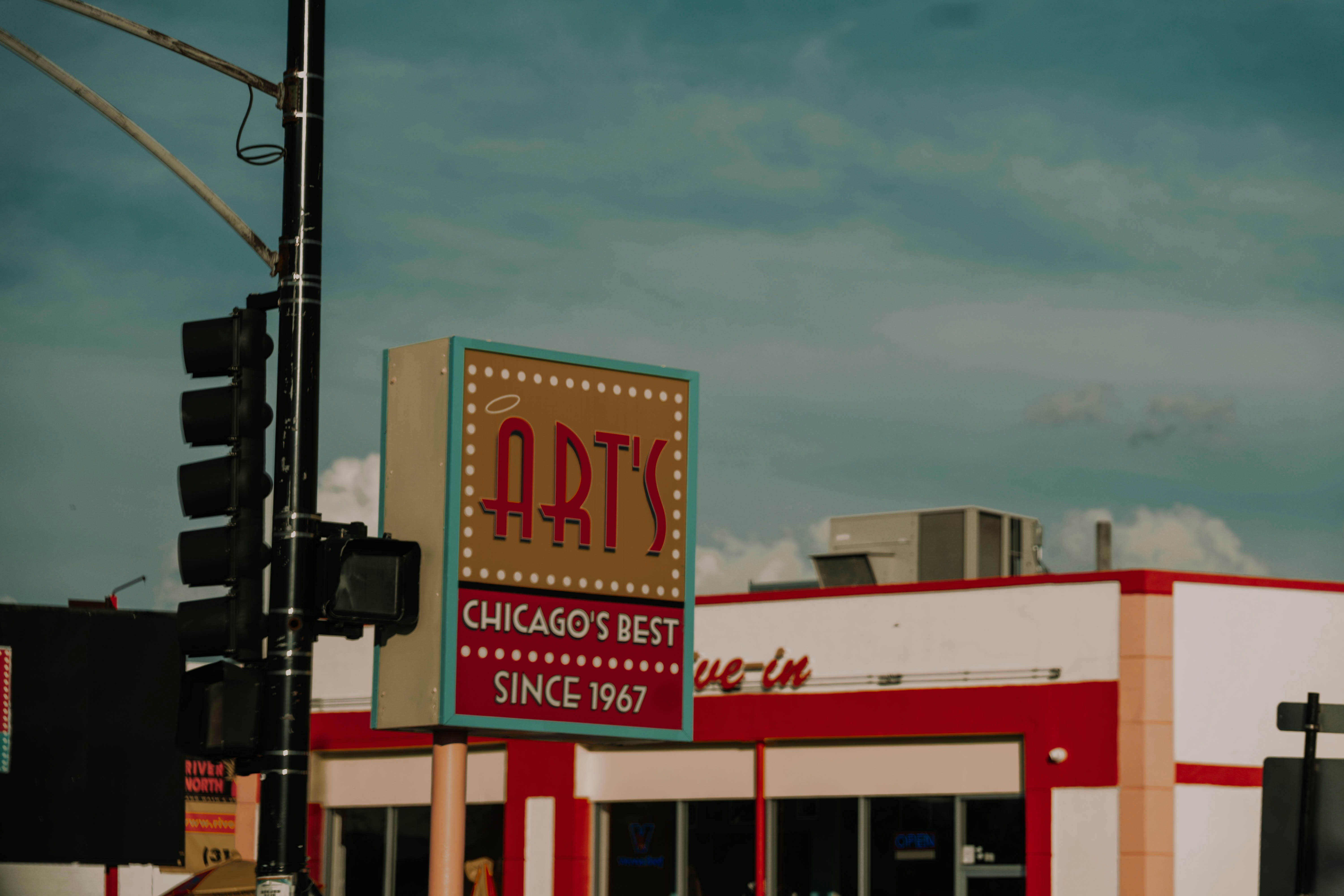 Art's drive-in restaurant sign in chicago.