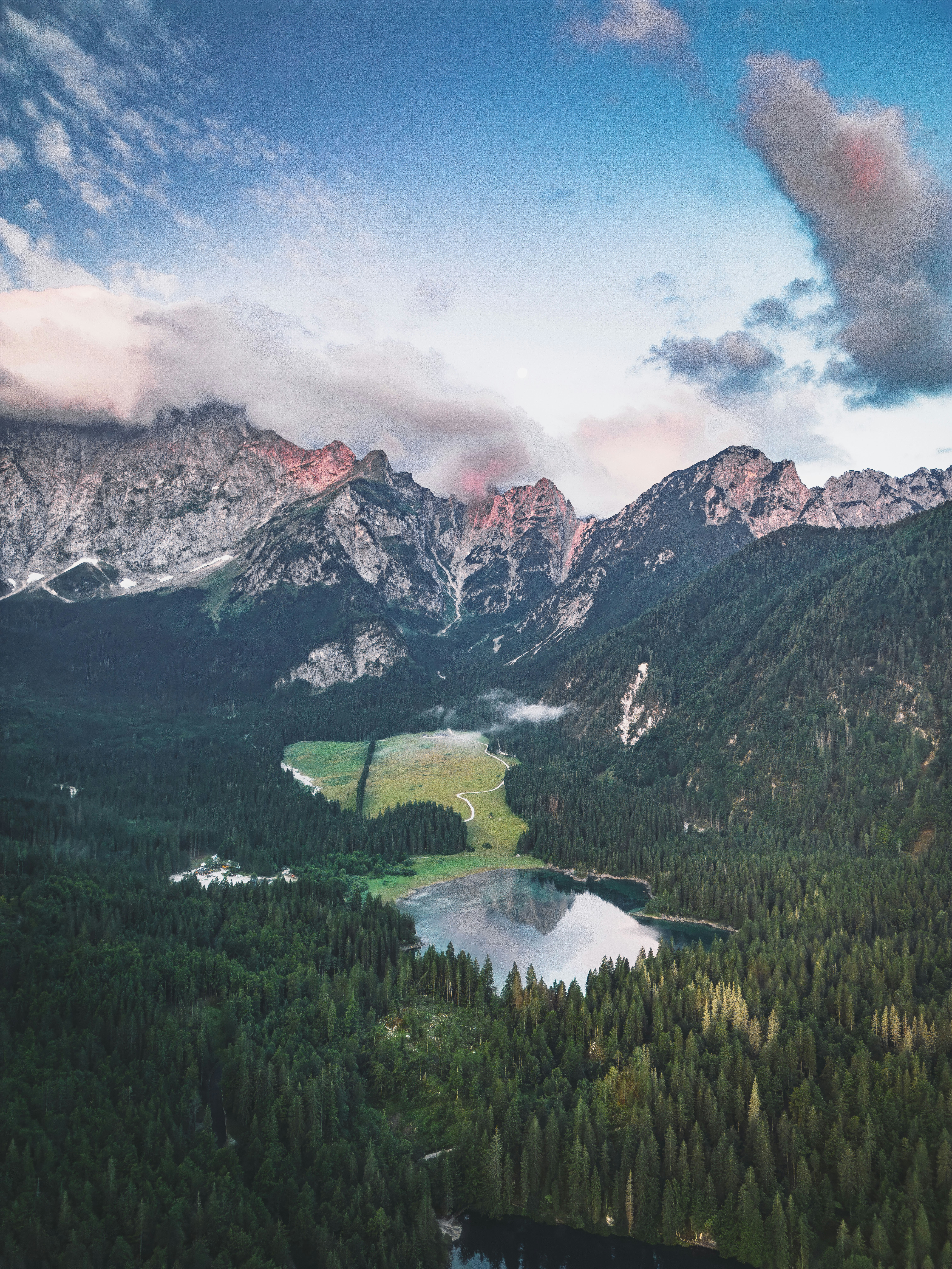 Photo by merlin_photo