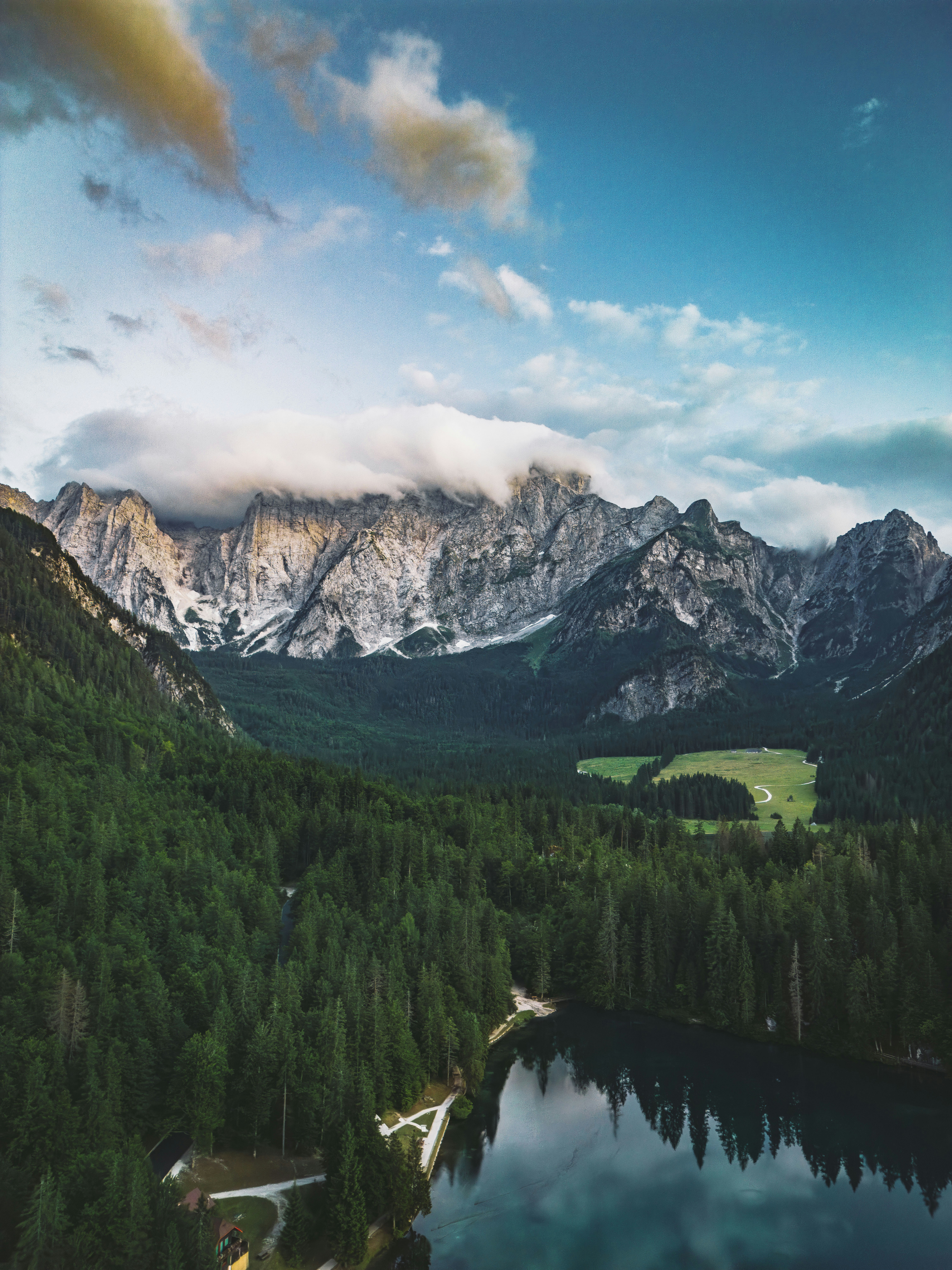 Photo by merlin_photo