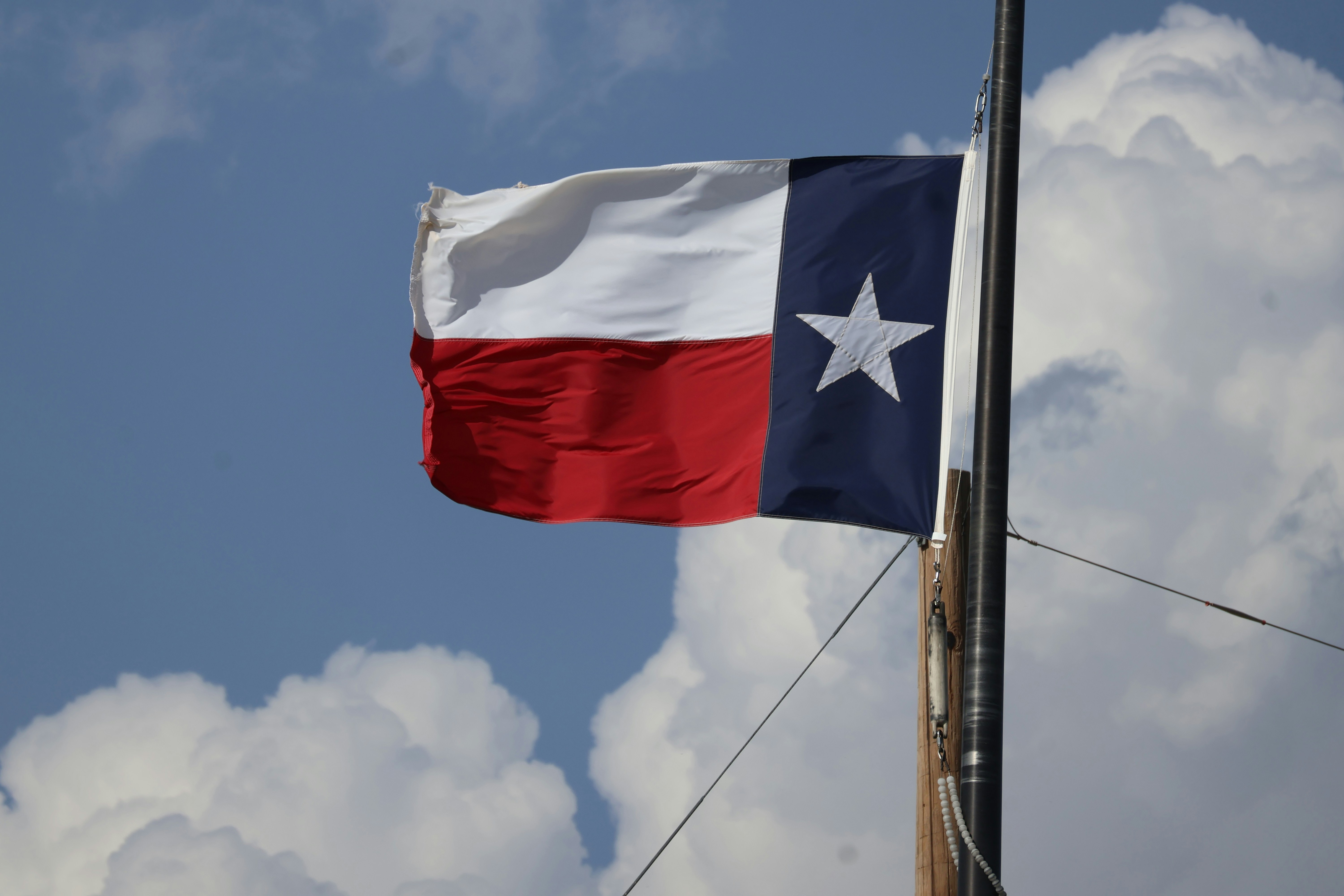 Texas State Law Versus Federal Hemp Definitions and the Federally Required THC Threshold